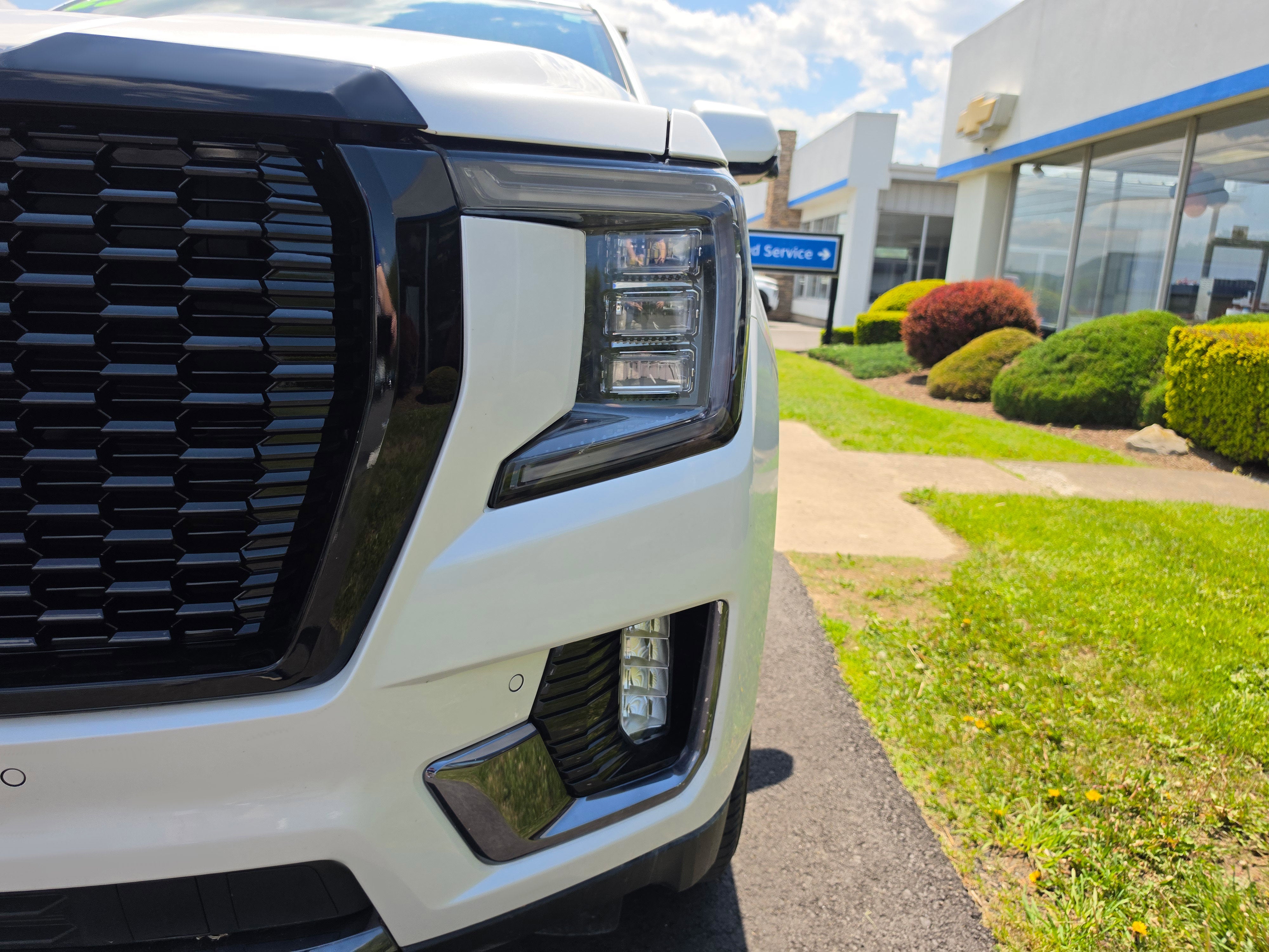 2023 GMC Yukon XL Denali Ultimate