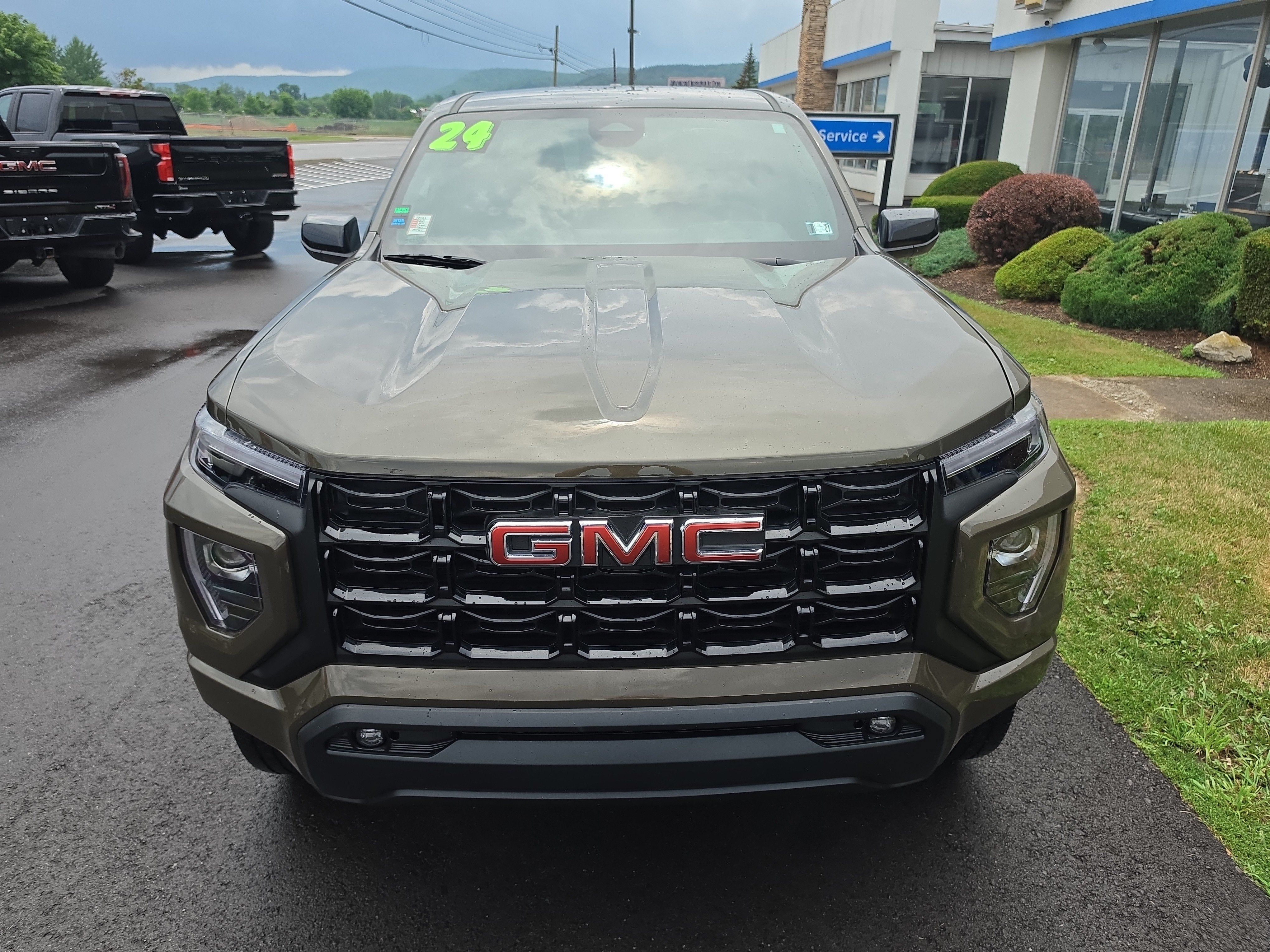 2024 GMC Canyon Elevation
