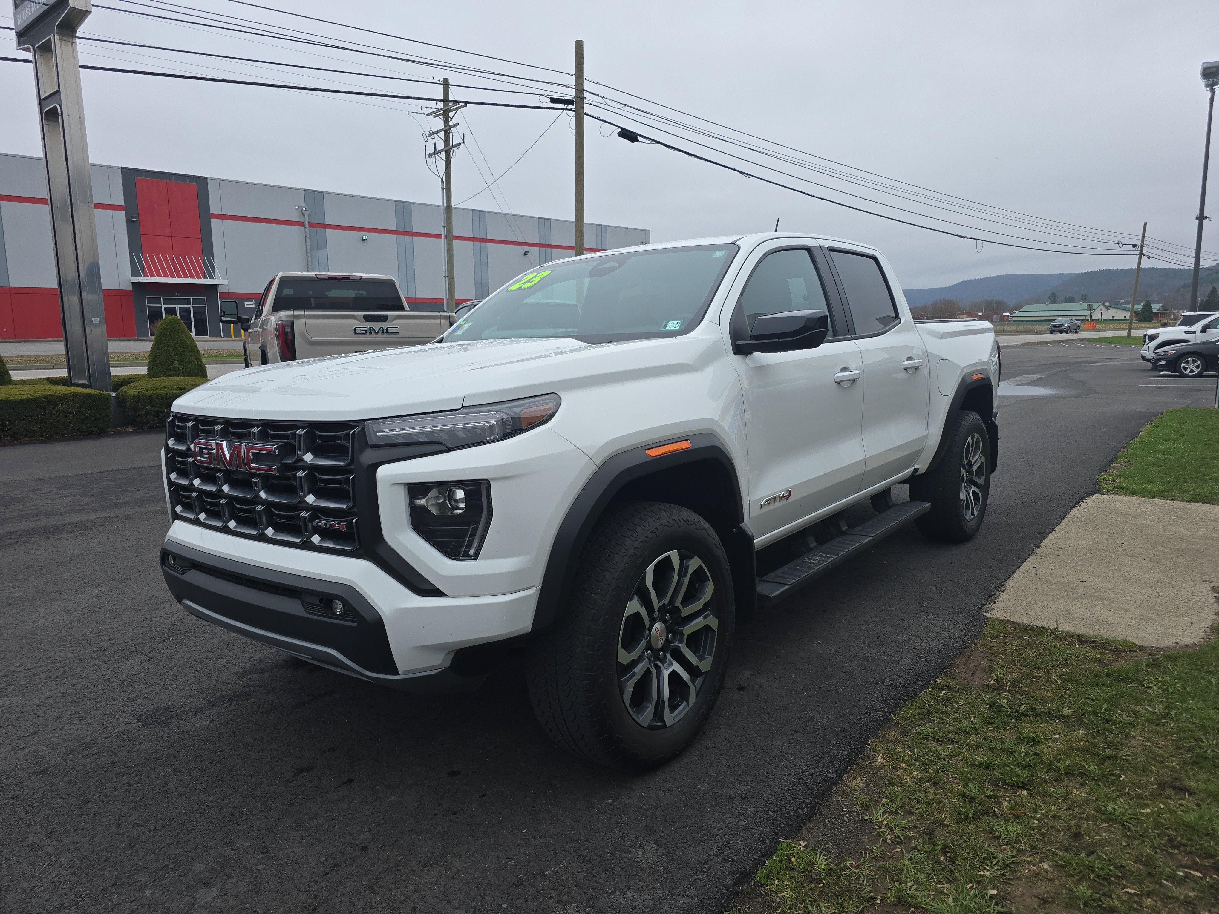 2023 GMC Canyon AT4