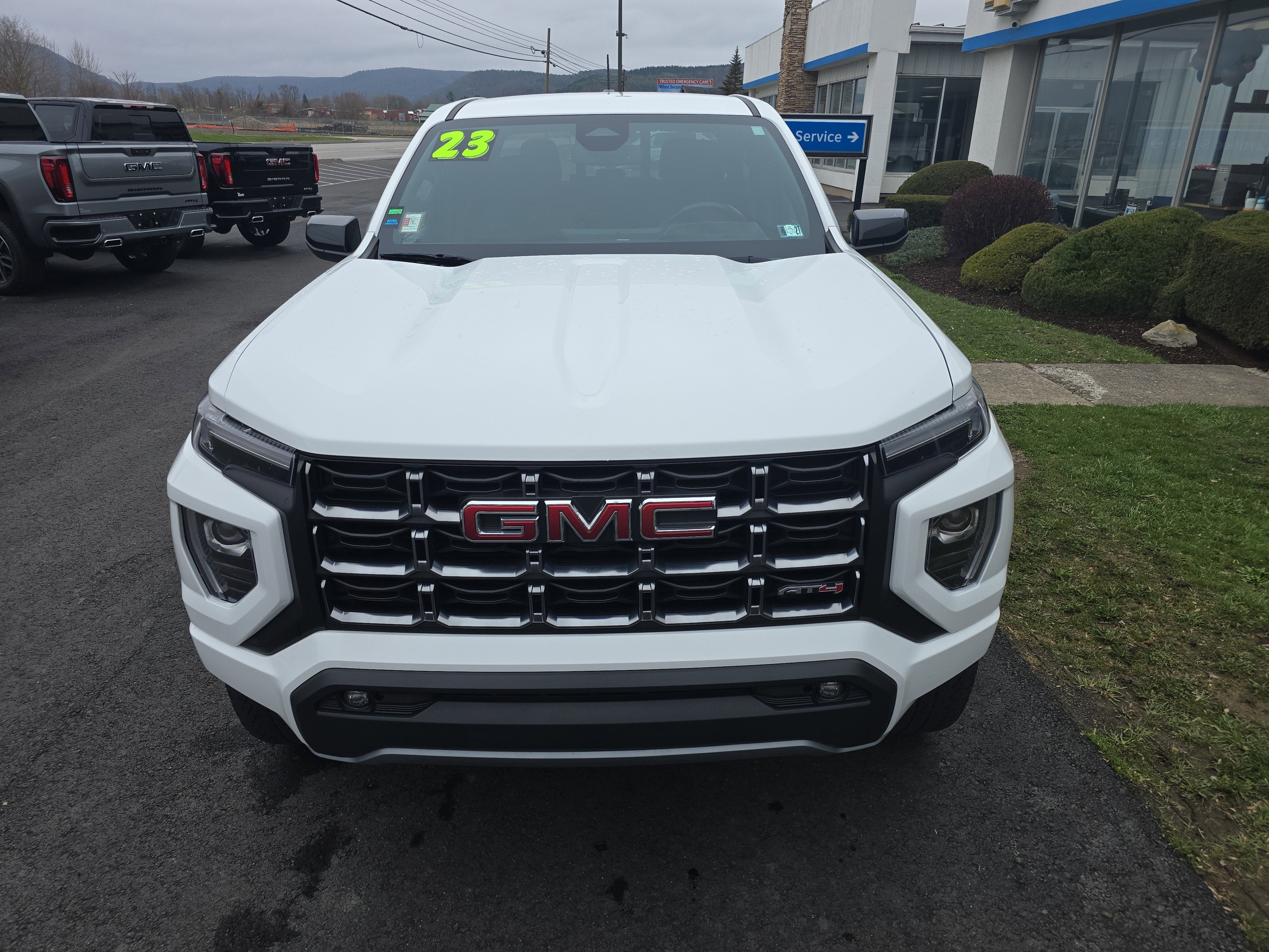 2023 GMC Canyon AT4