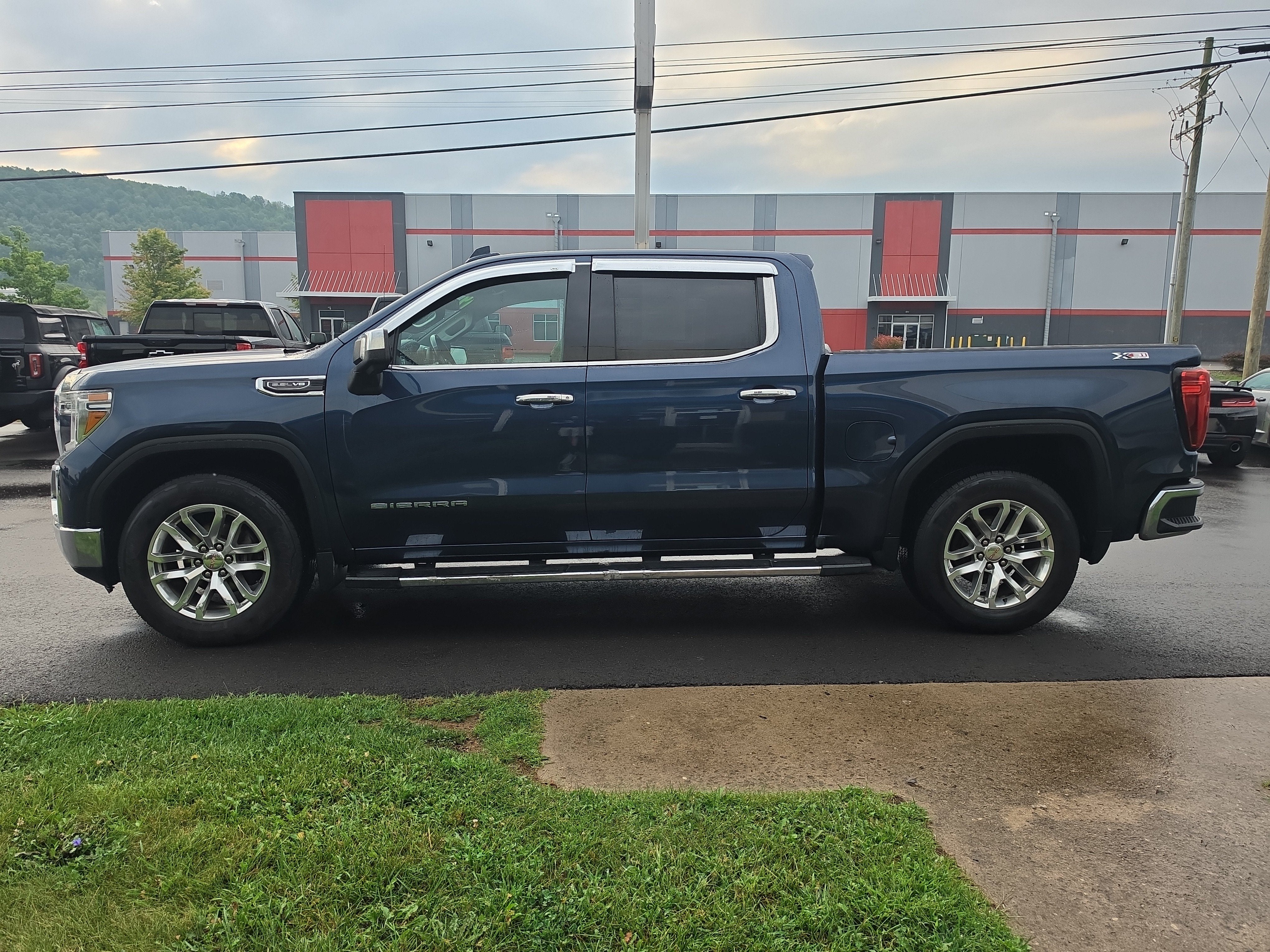 2019 GMC Sierra 1500 SLT