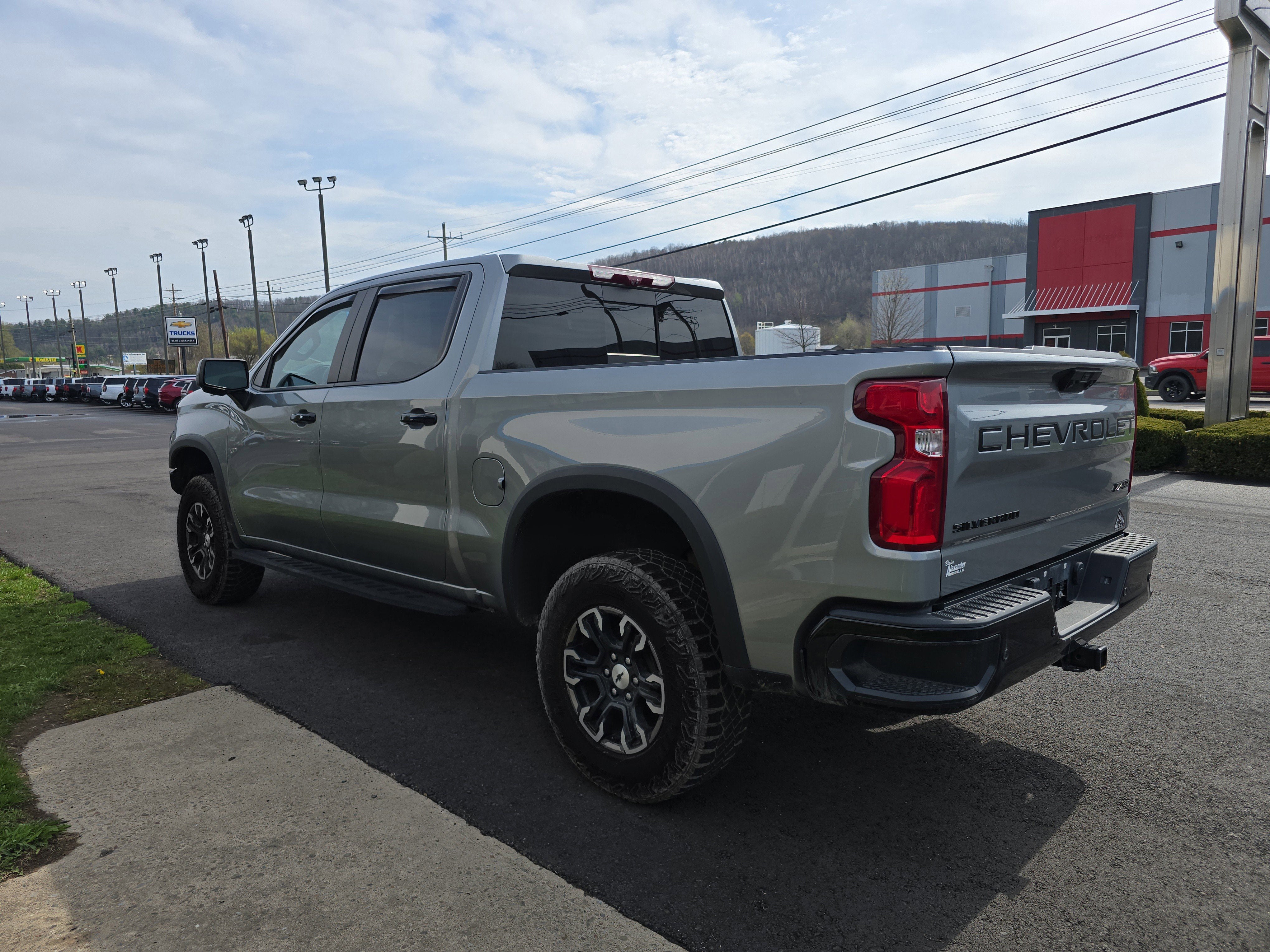 2023 Chevrolet Silverado 1500 ZR2