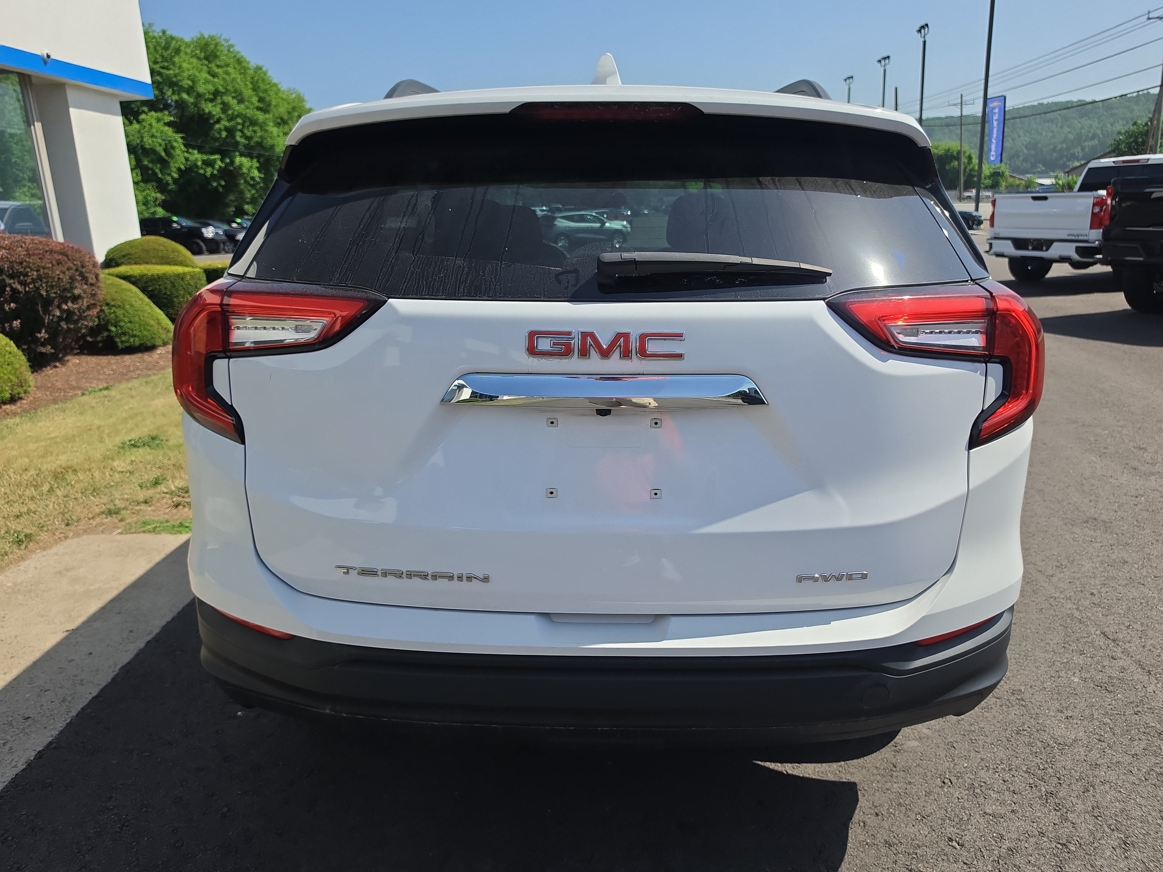 2024 GMC Terrain SLE