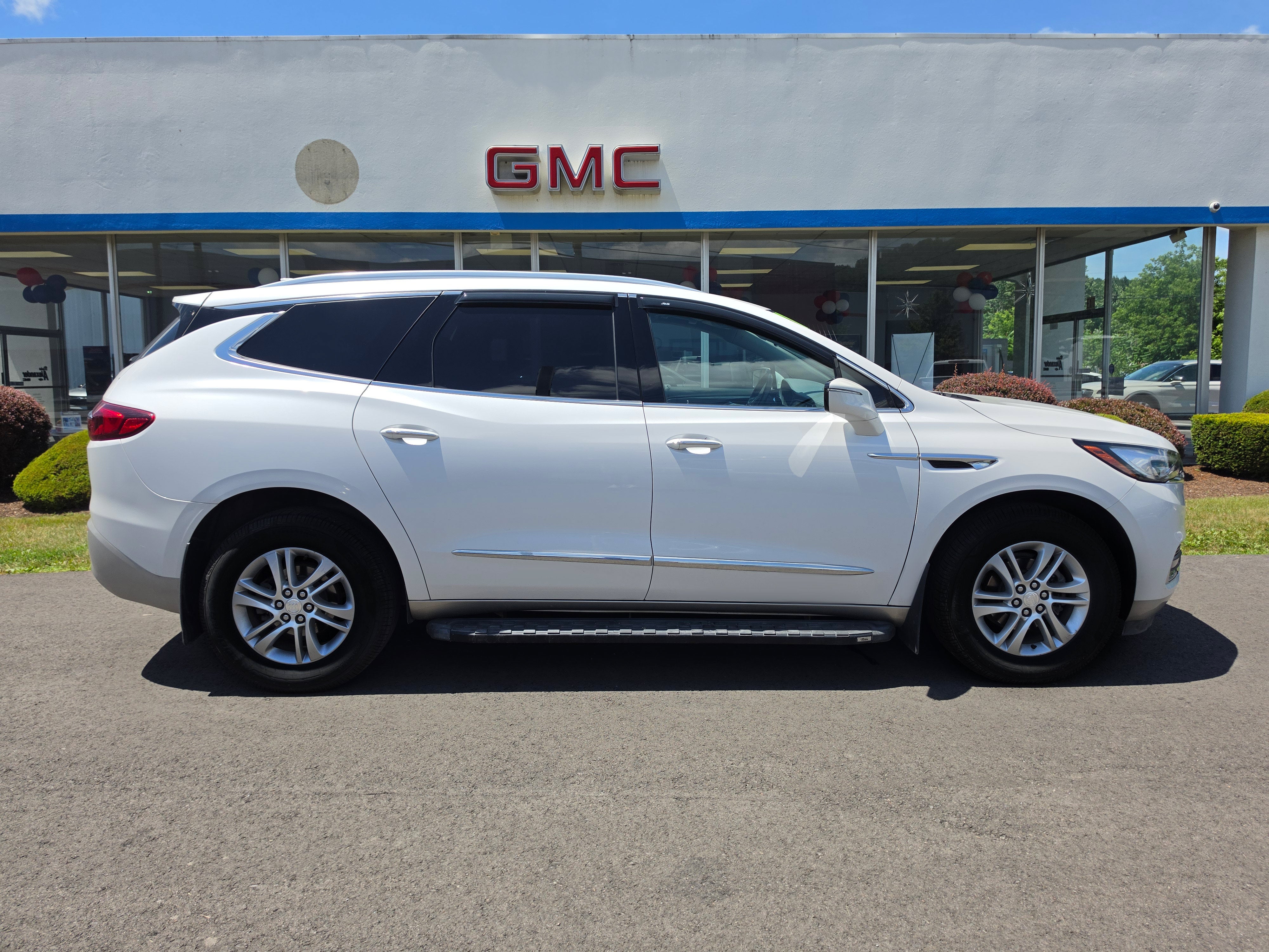 2021 Buick Enclave Essence
