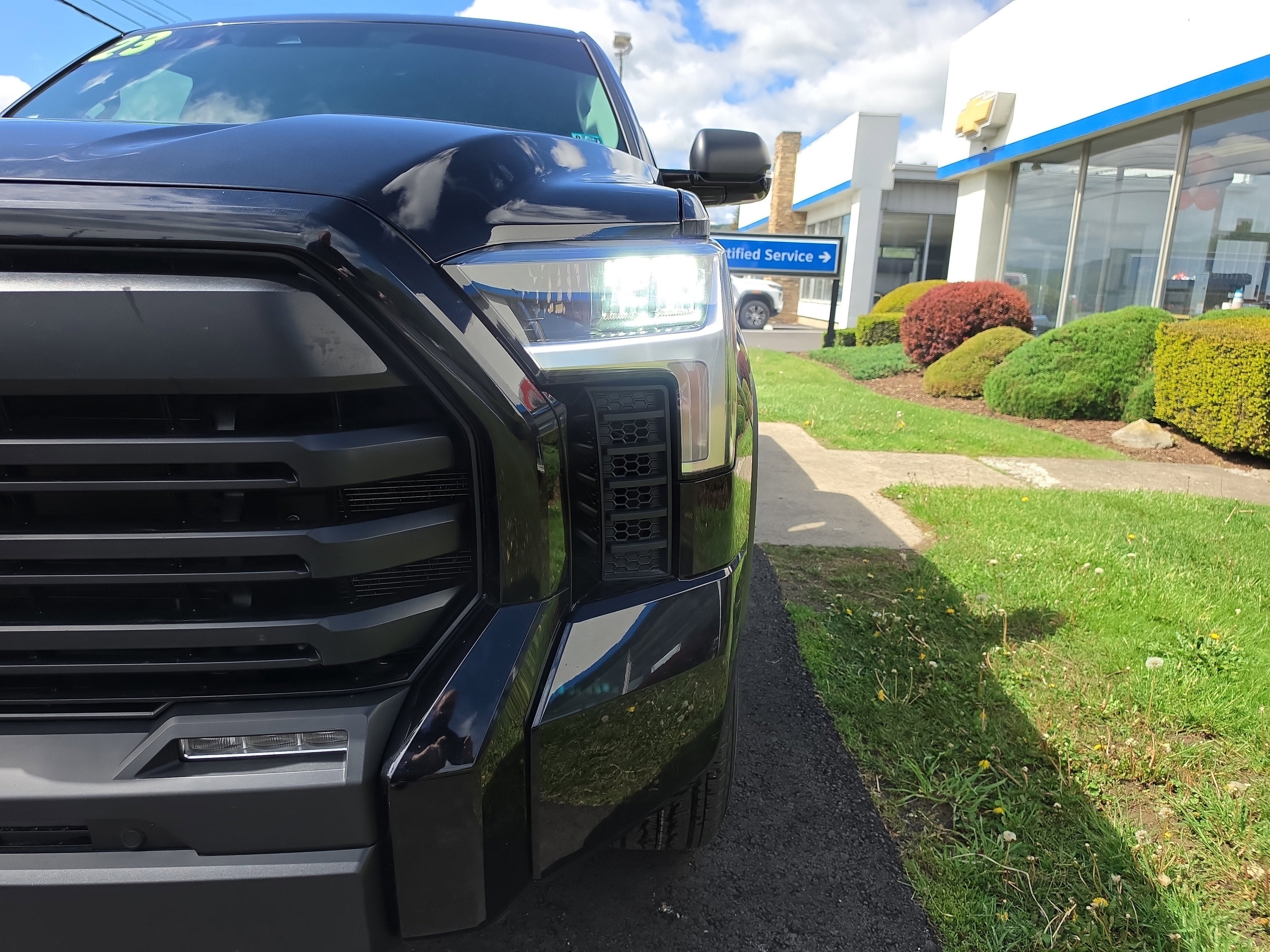 2023 Toyota Tundra 4WD SR5