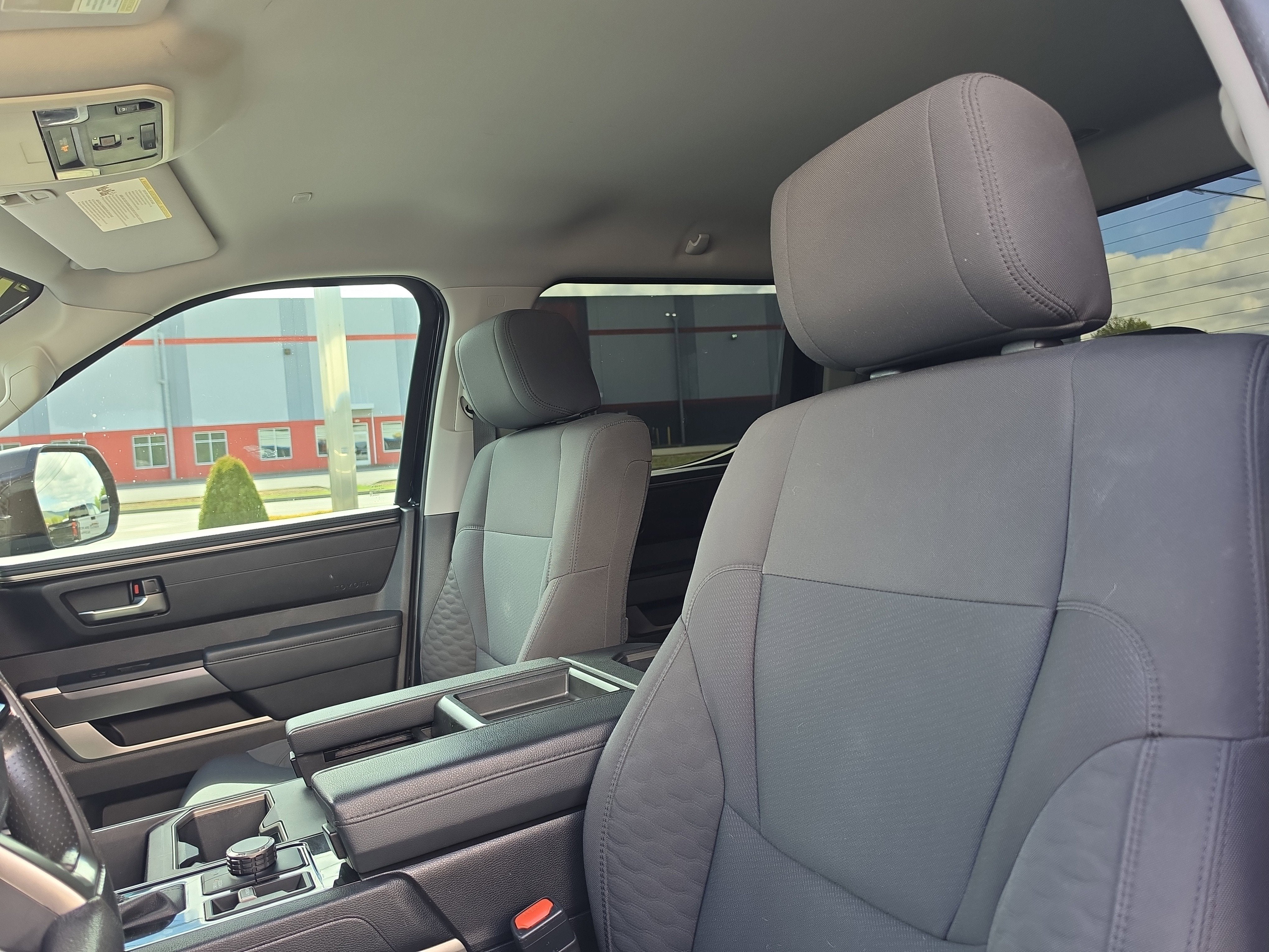 2023 Toyota Tundra 4WD SR5