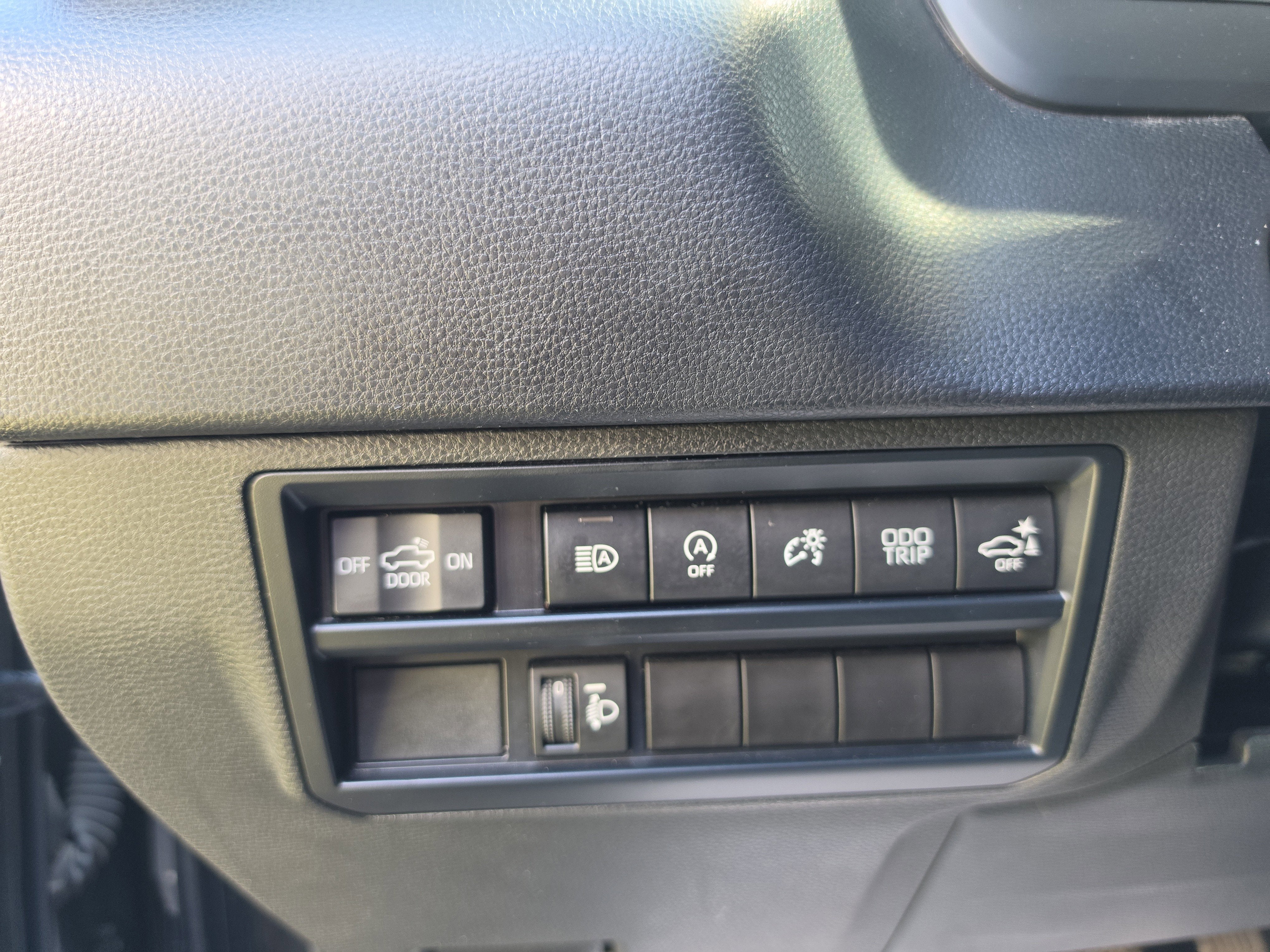 2023 Toyota Tundra 4WD SR5