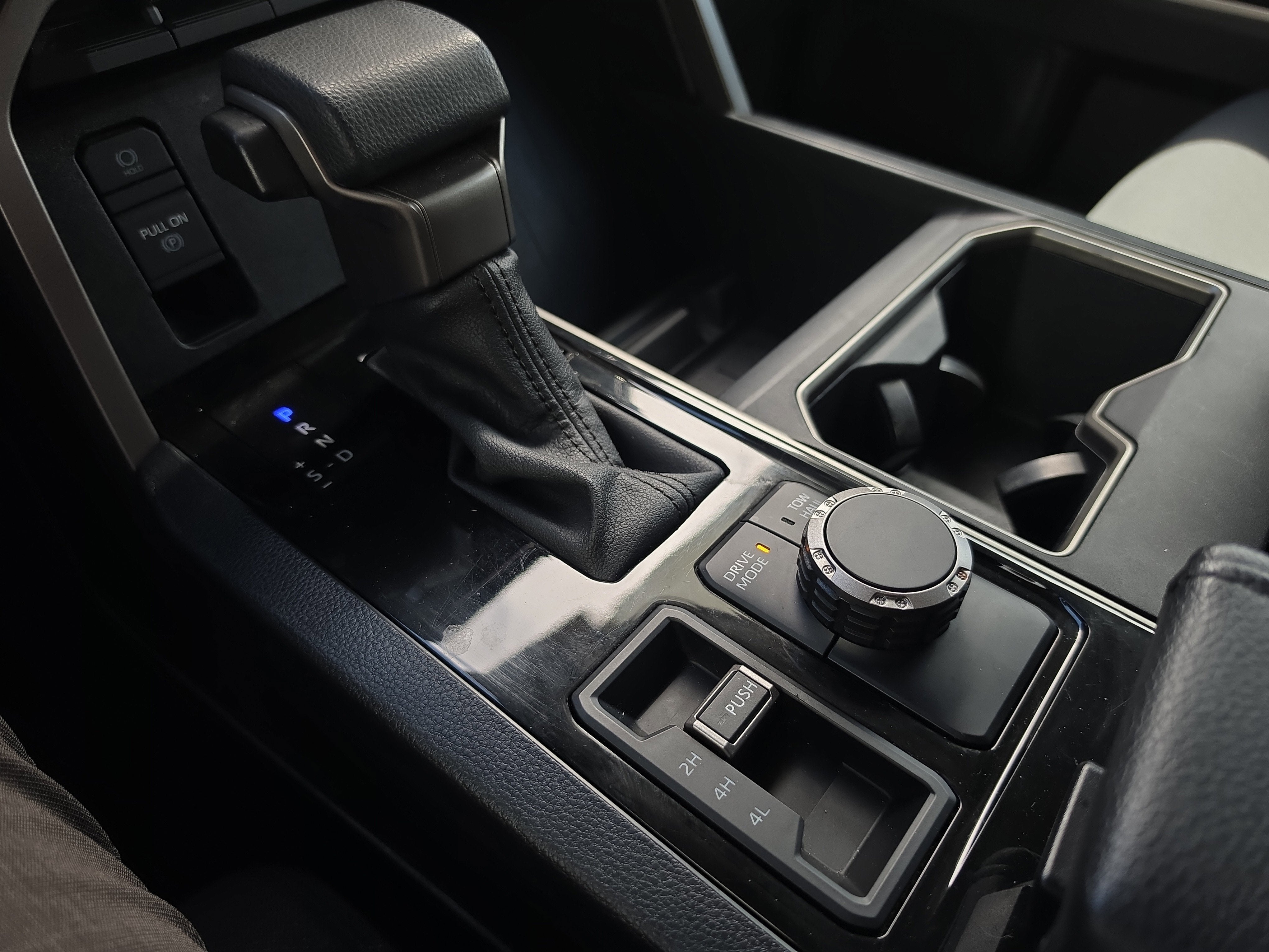 2023 Toyota Tundra 4WD SR5