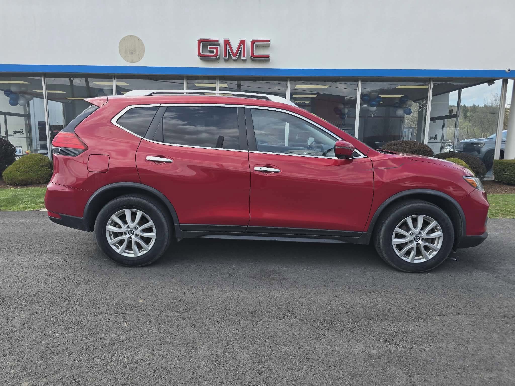 2017 Nissan Rogue SV