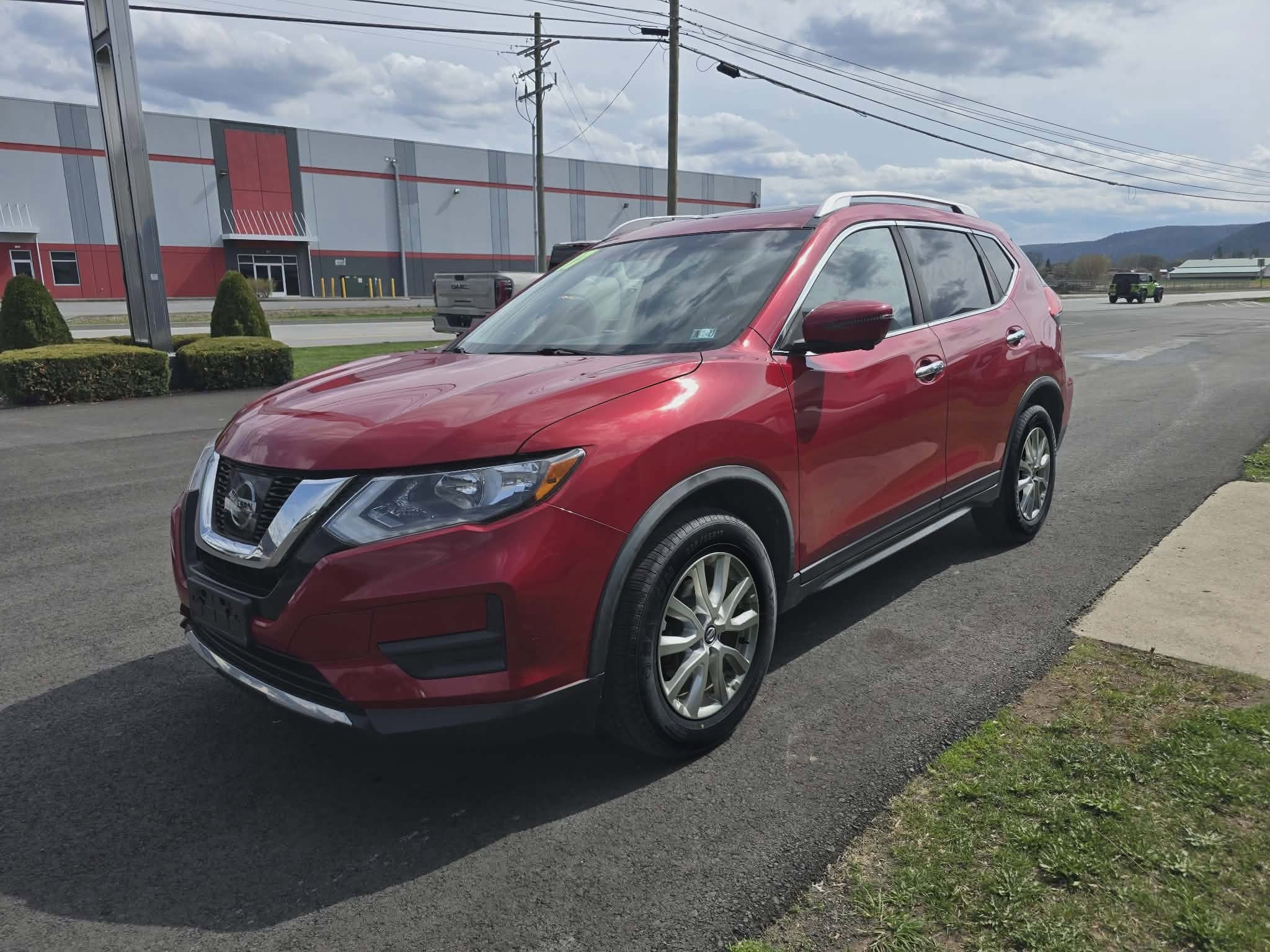 2017 Nissan Rogue SV