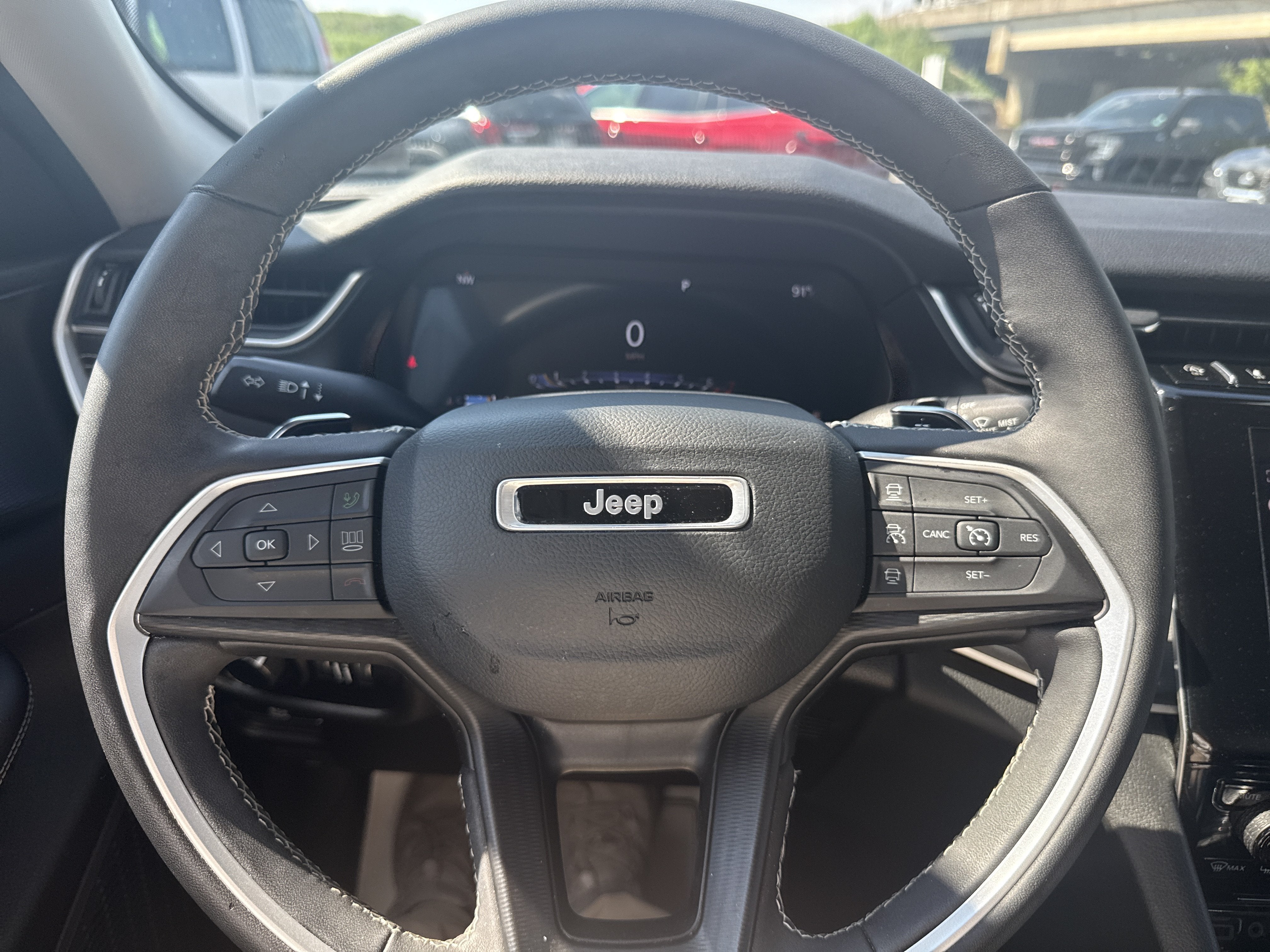 2023 Jeep Grand Cherokee Laredo