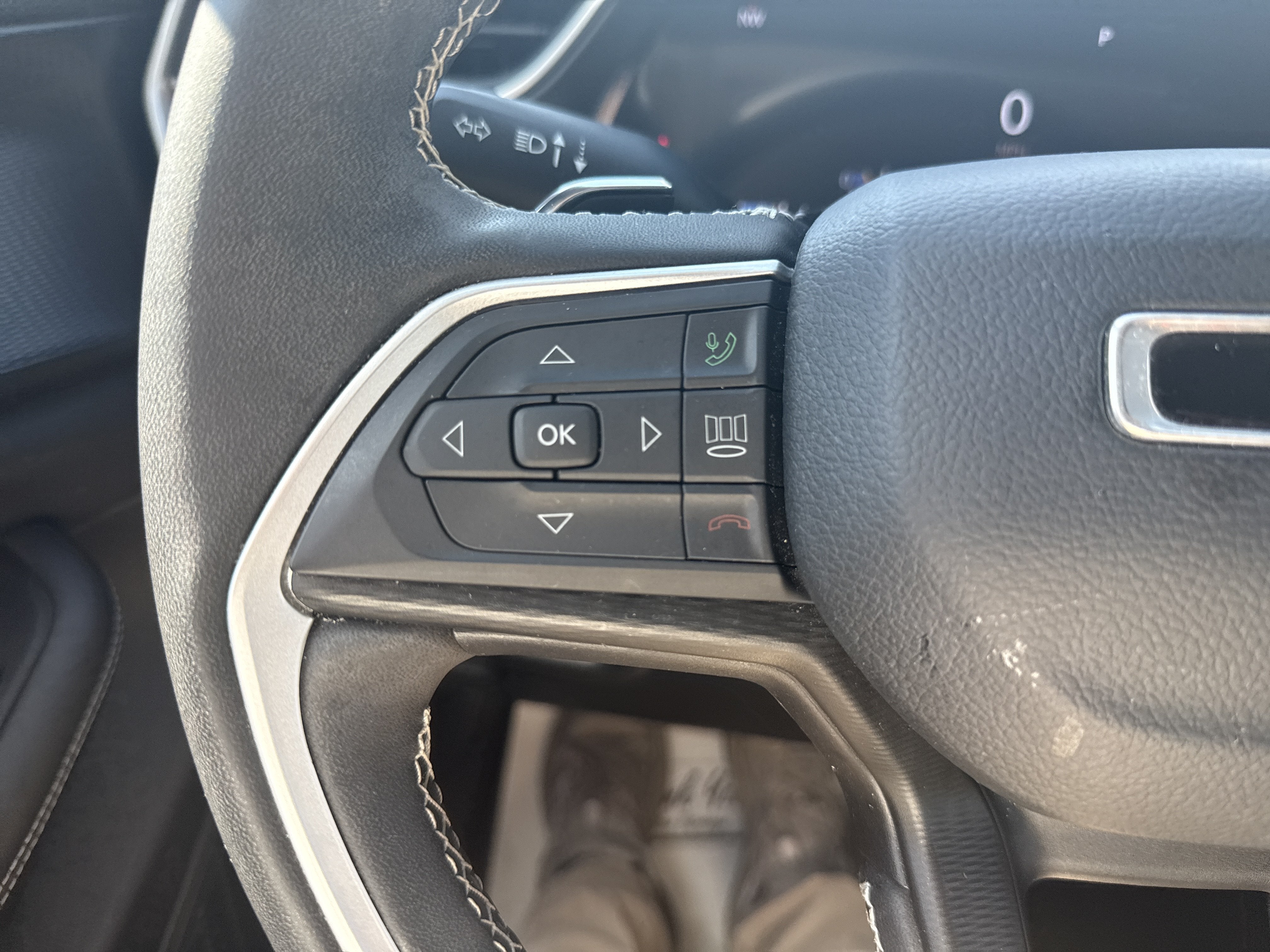 2023 Jeep Grand Cherokee Laredo