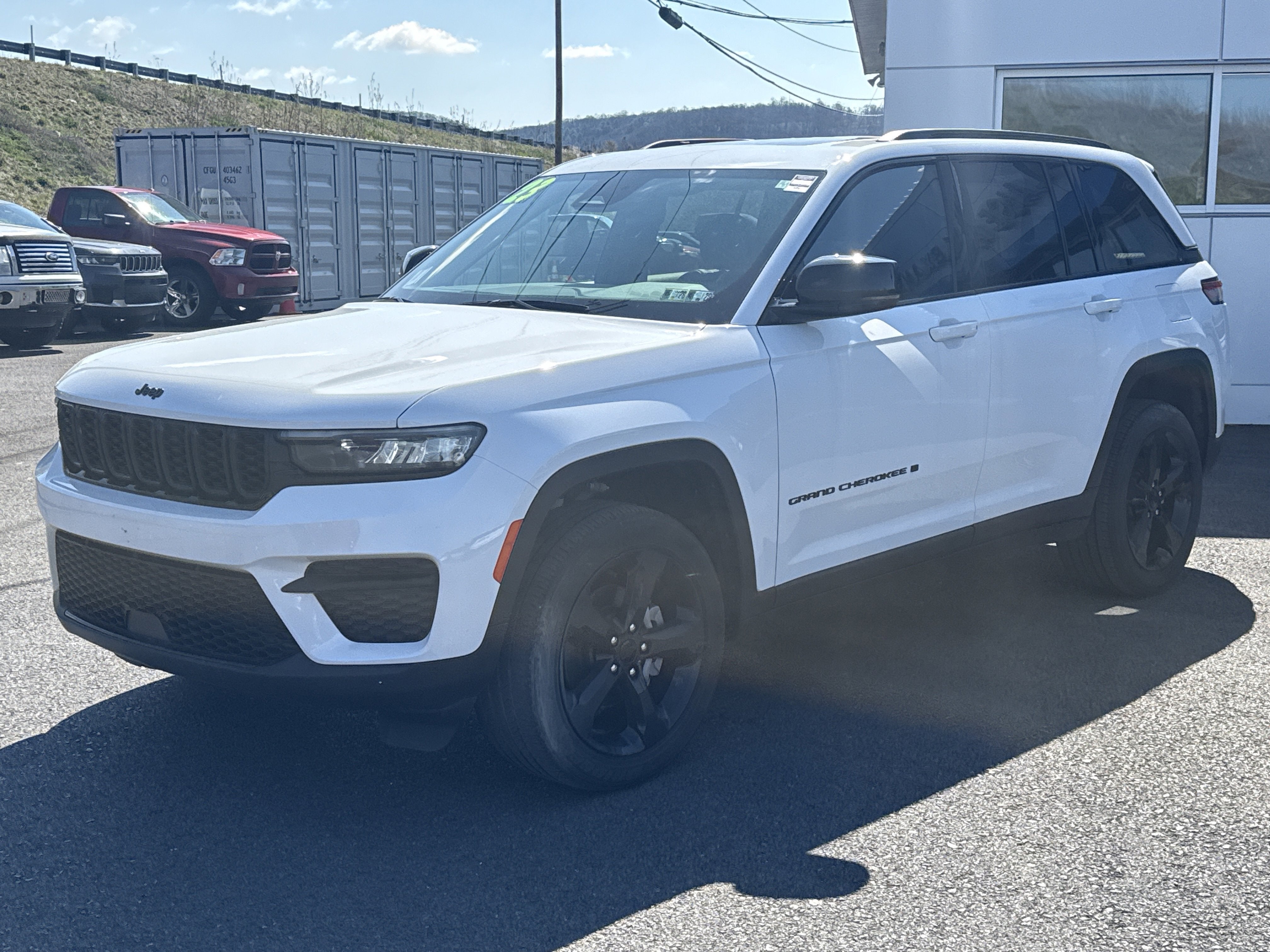 2023 Jeep Grand Cherokee Altitude