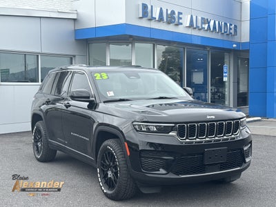 2023 Jeep Grand Cherokee Laredo