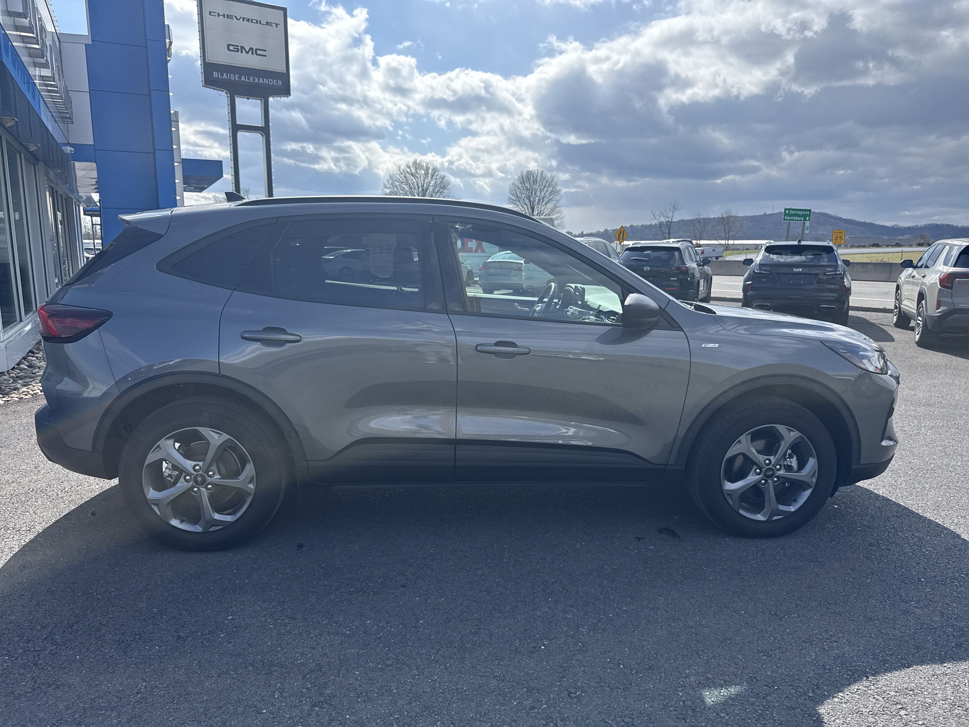 2025 Ford Escape ST-Line