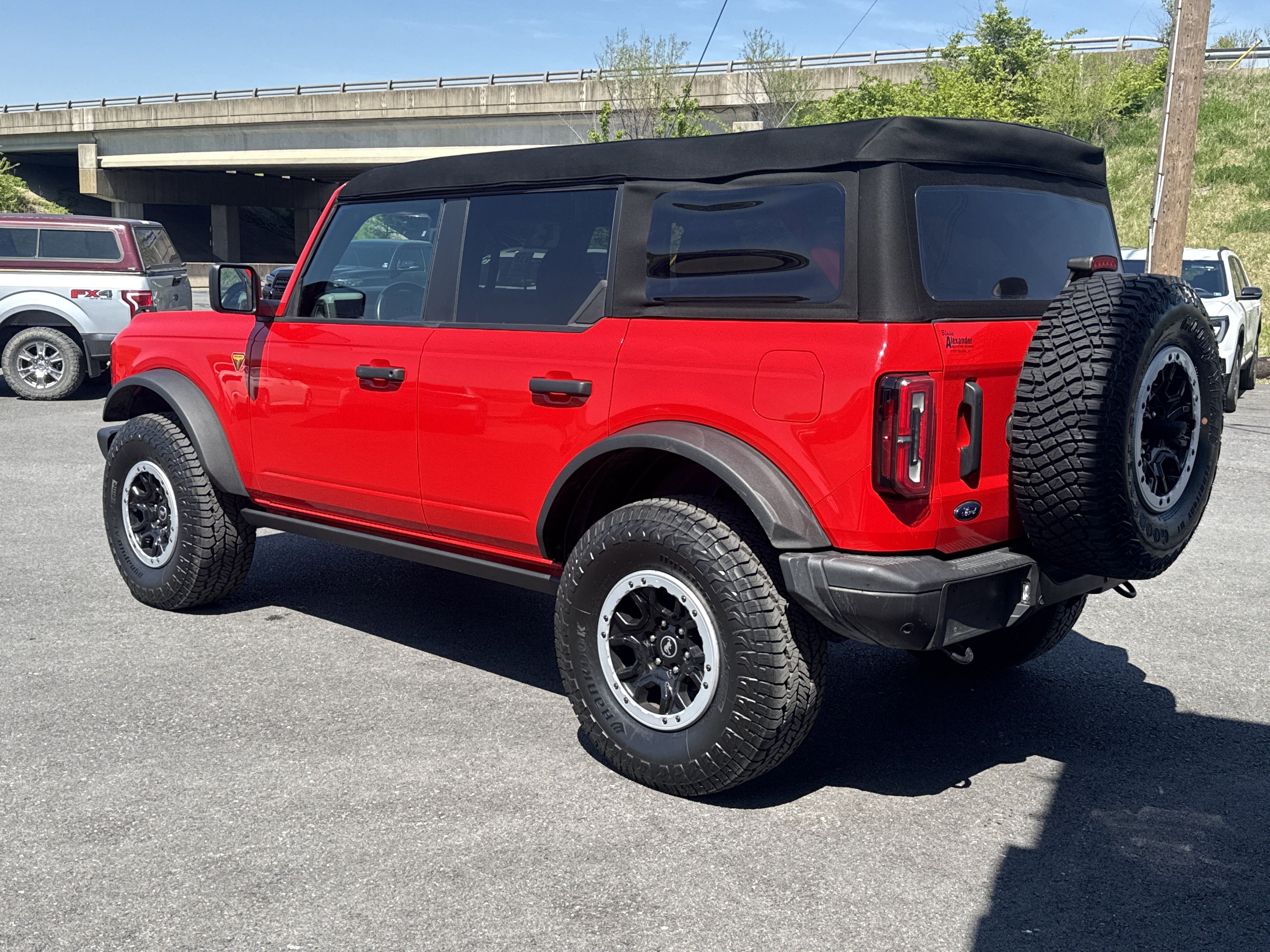 2023 Ford Bronco Base