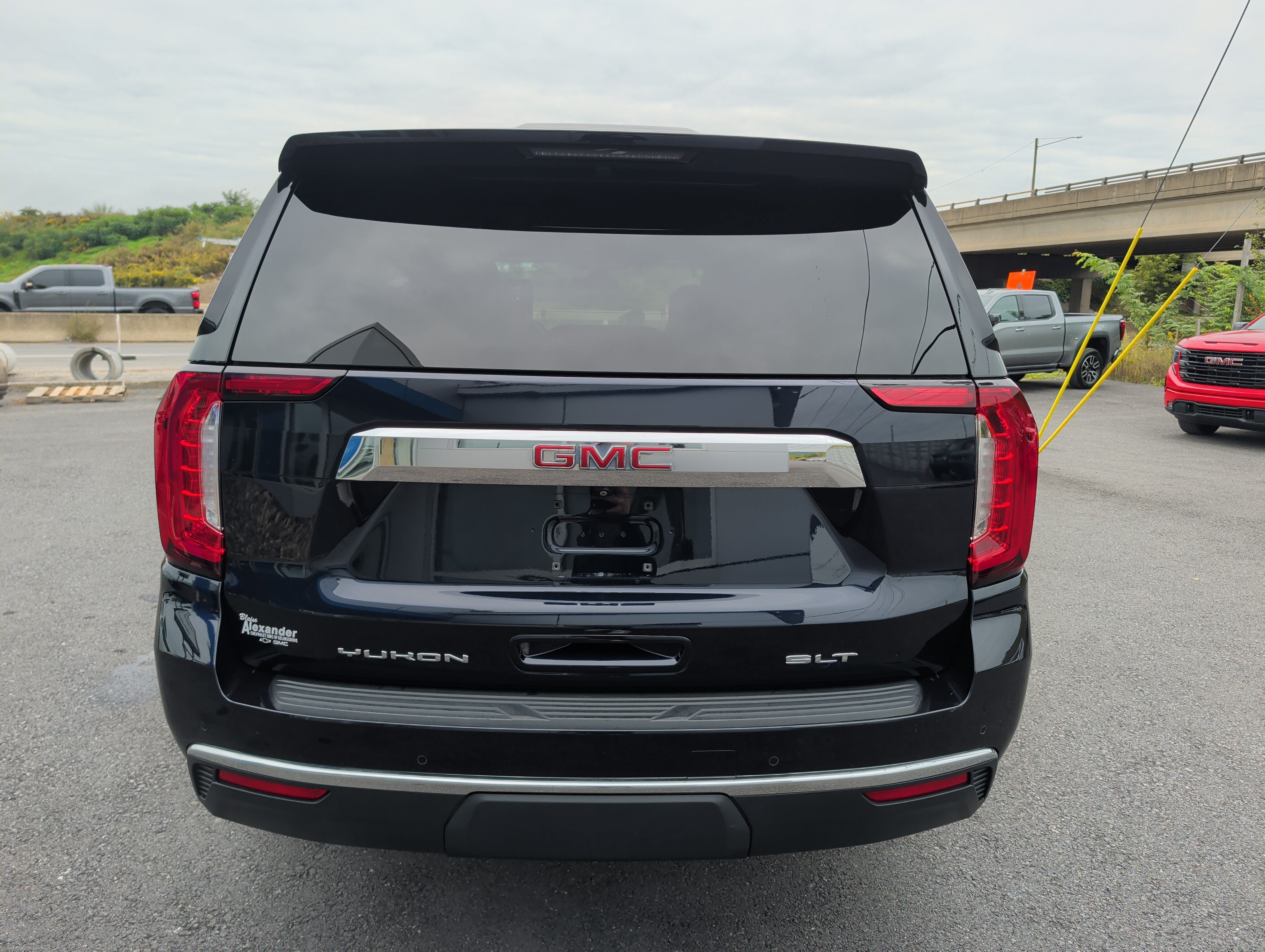 2021 GMC Yukon SLT