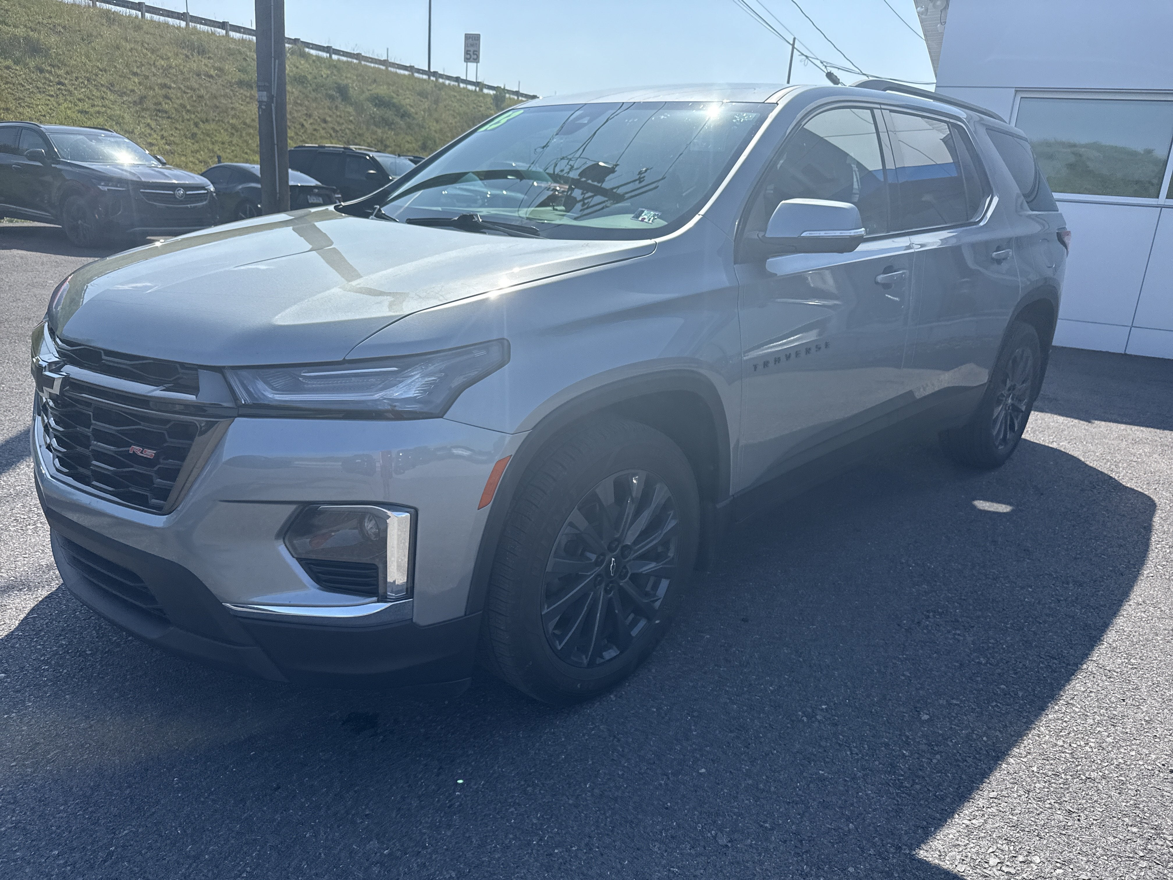 2023 Chevrolet Traverse RS