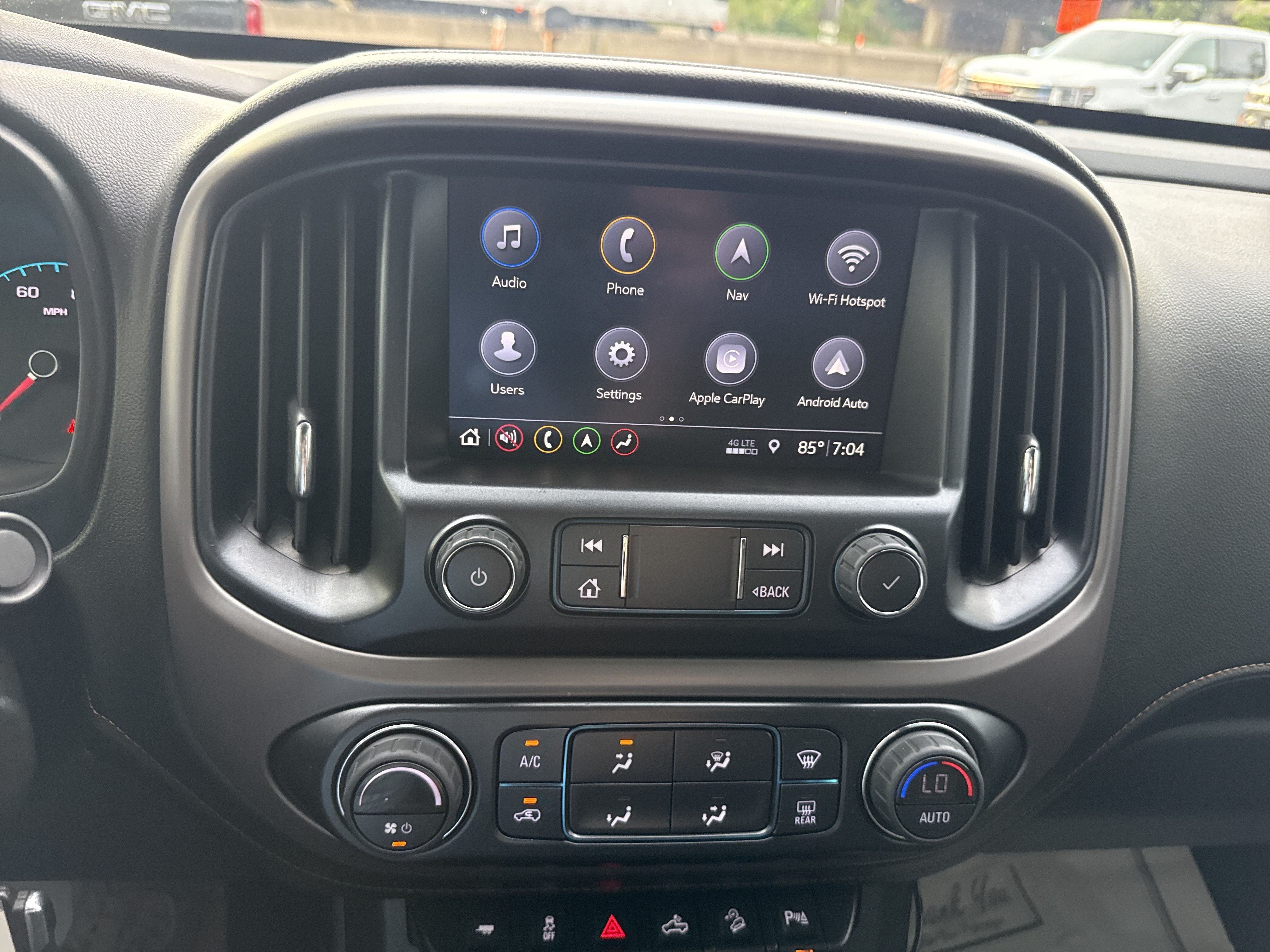 2022 GMC Canyon 4WD AT4 w/Leather