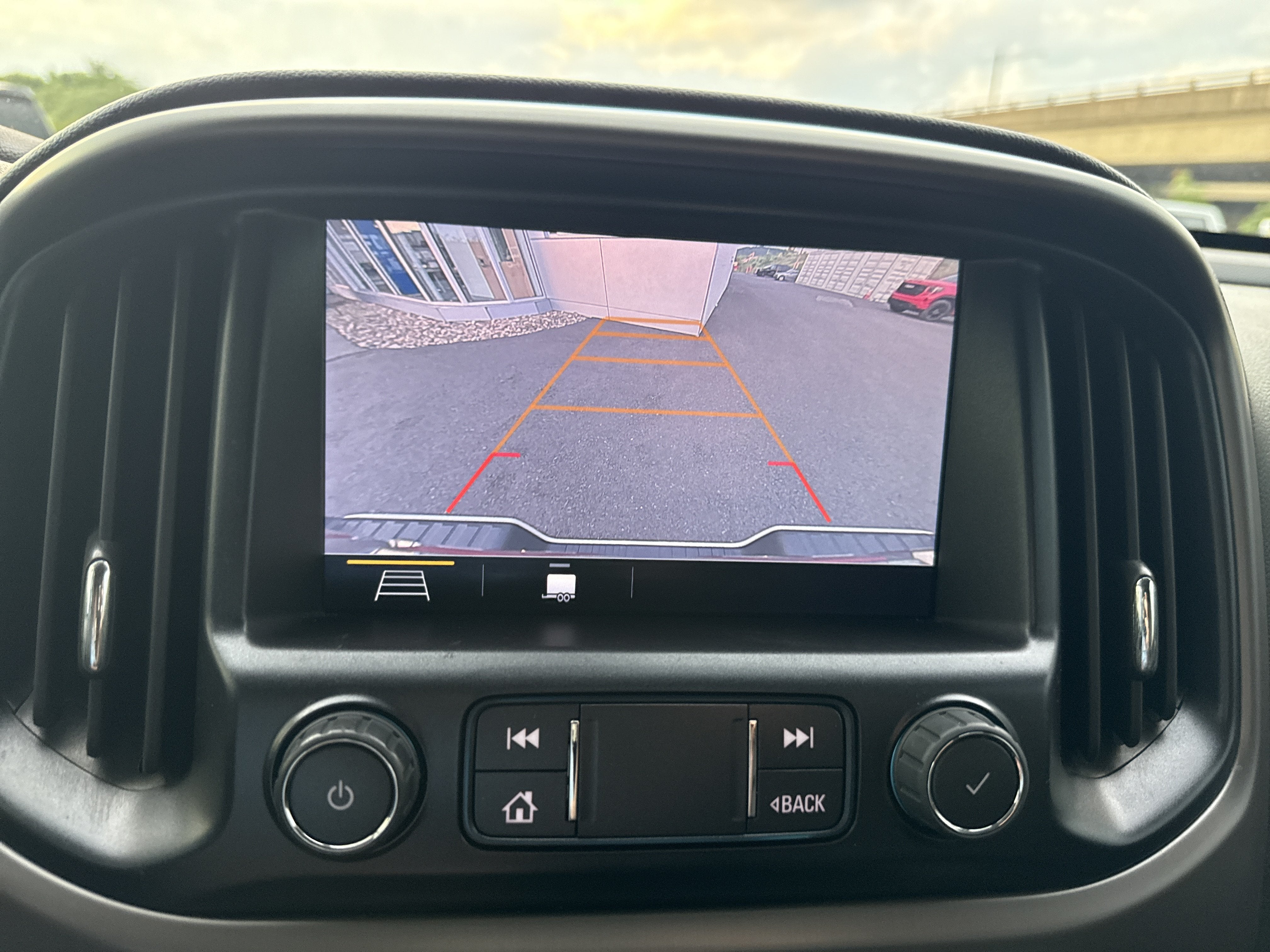 2022 GMC Canyon 4WD AT4 w/Leather