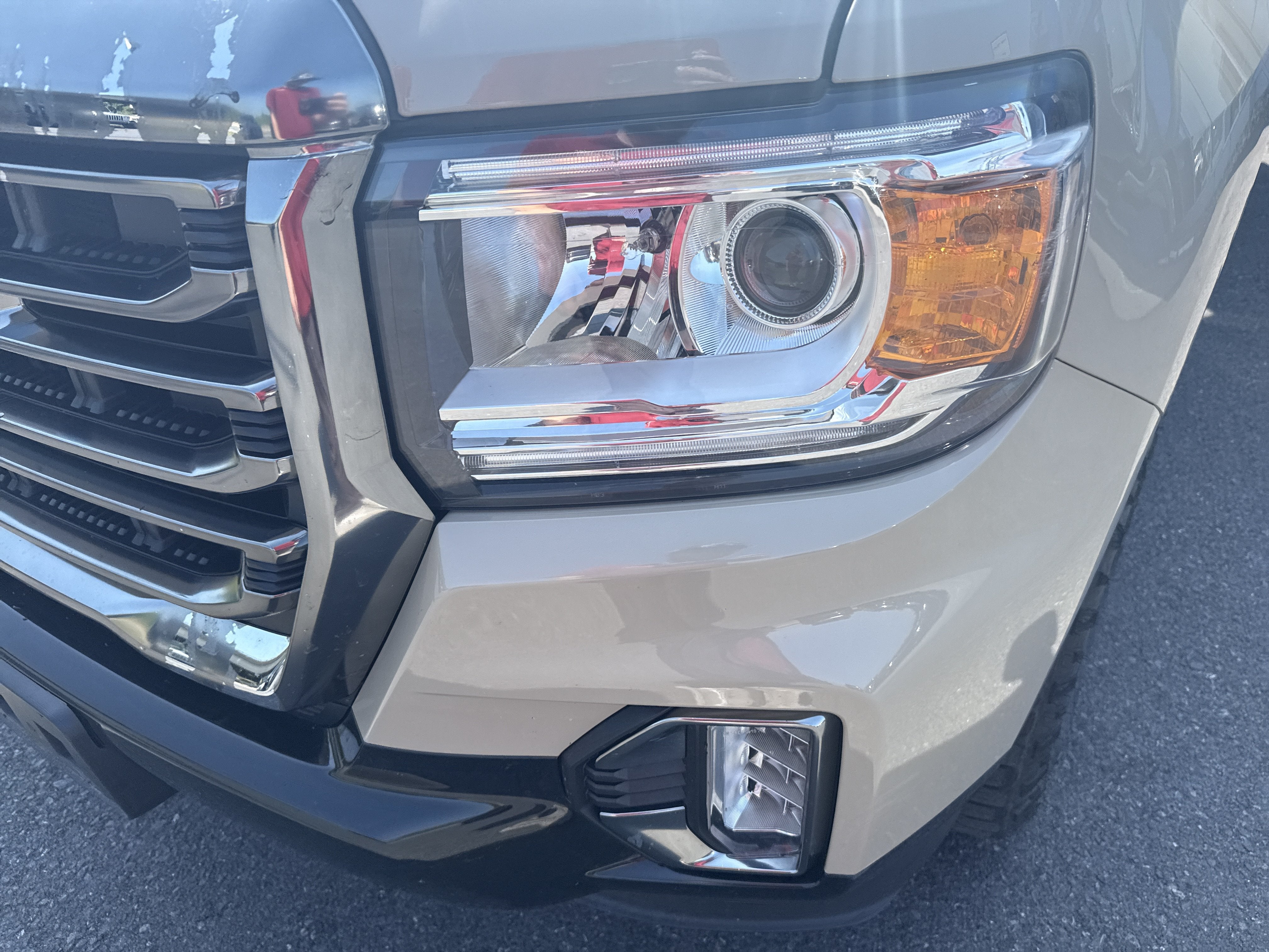 2022 GMC Canyon AT4 - Leather