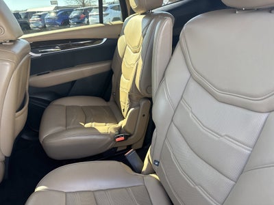 2022 Cadillac XT6 Premium Luxury