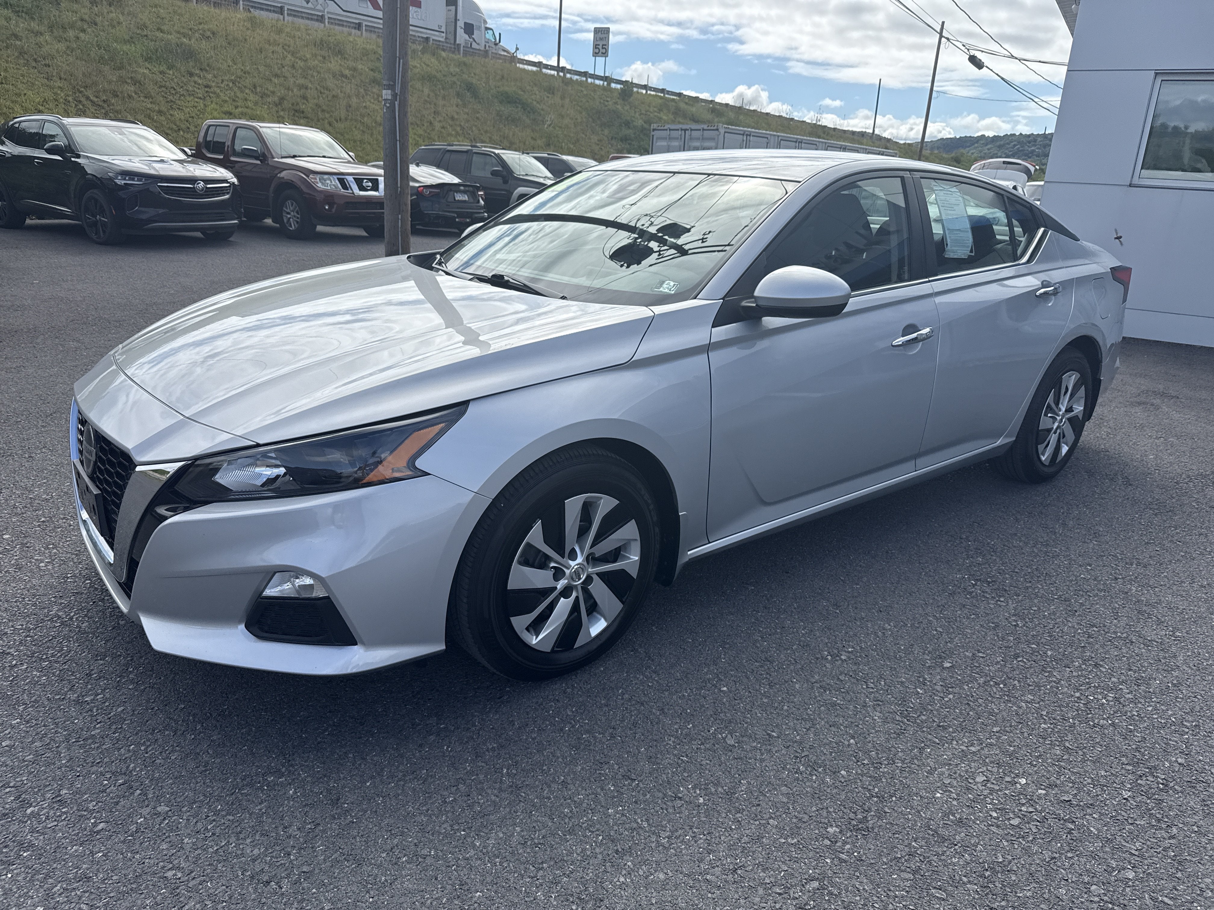 2022 Nissan Altima 2.5 S