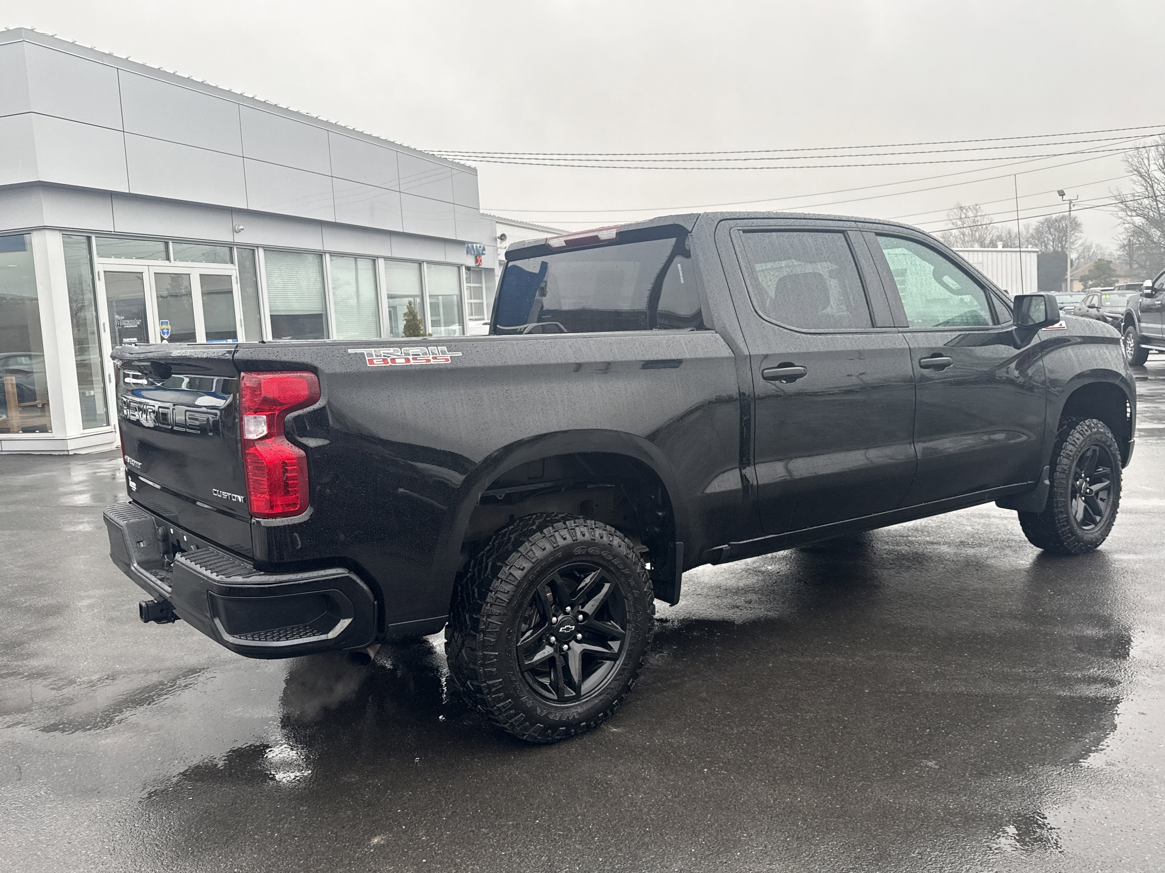 2023 Chevrolet Silverado 1500 Custom Trail Boss