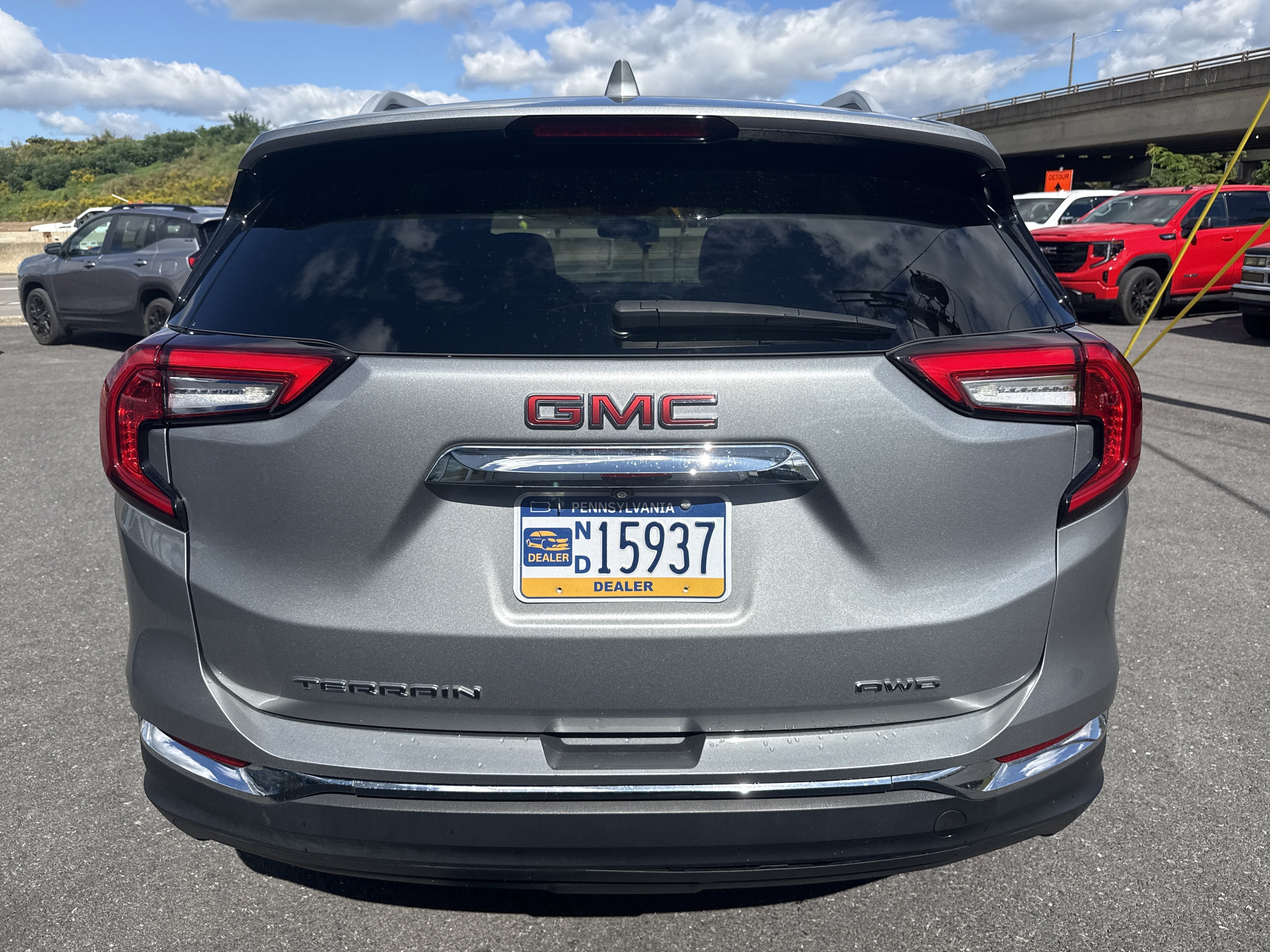 2024 GMC Terrain SLT