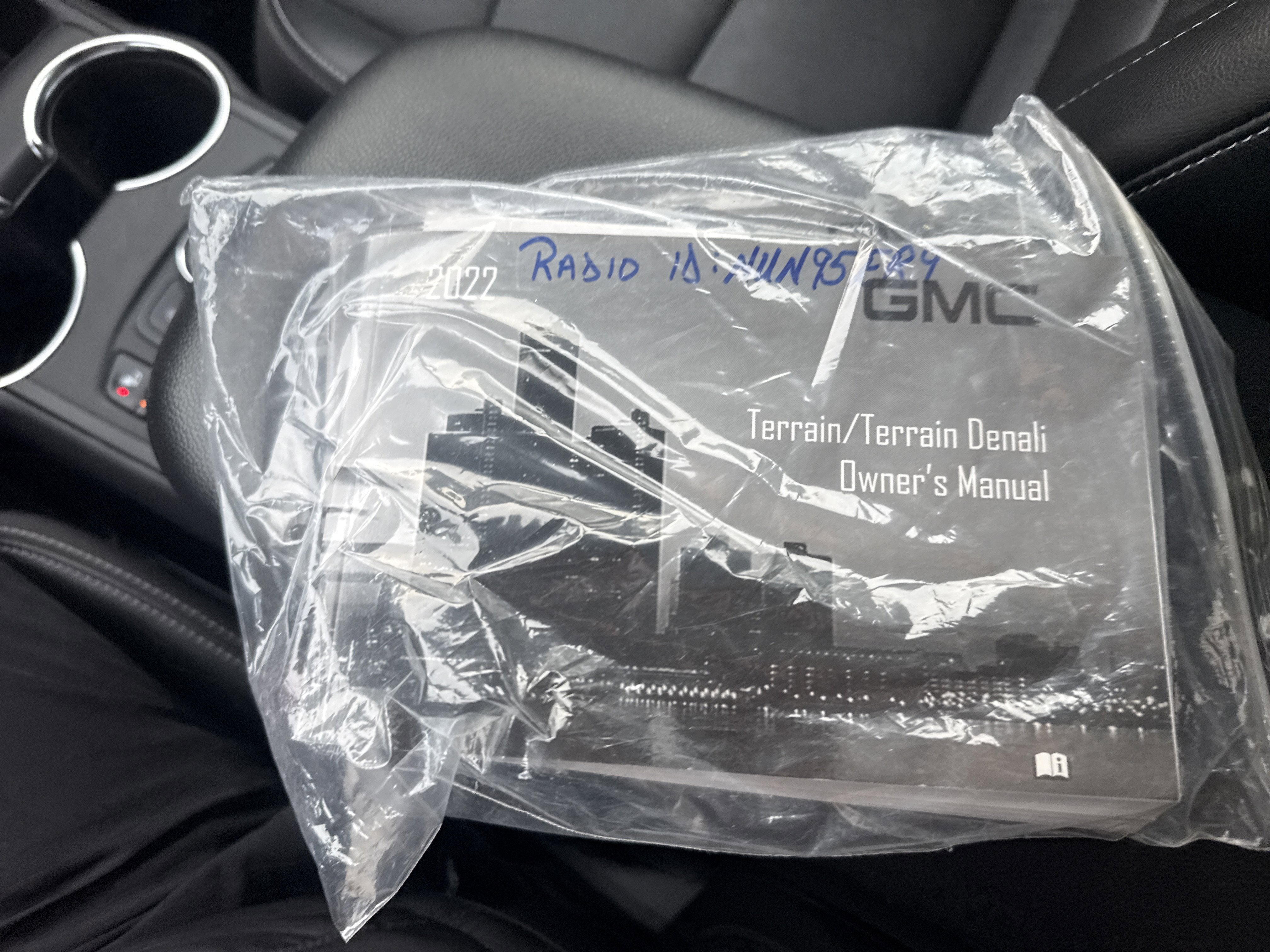 2022 GMC Terrain SLT