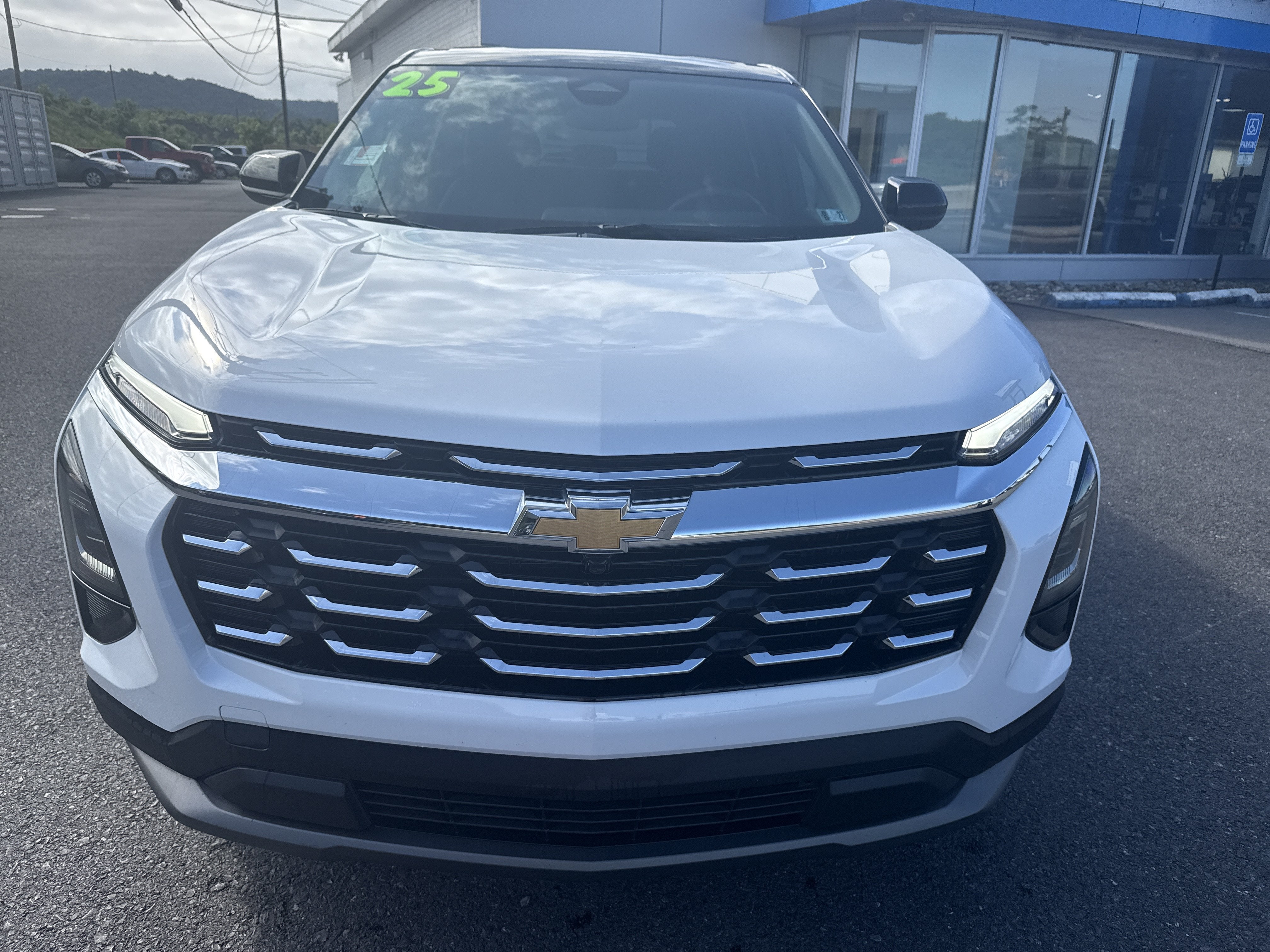 2025 Chevrolet Equinox LT