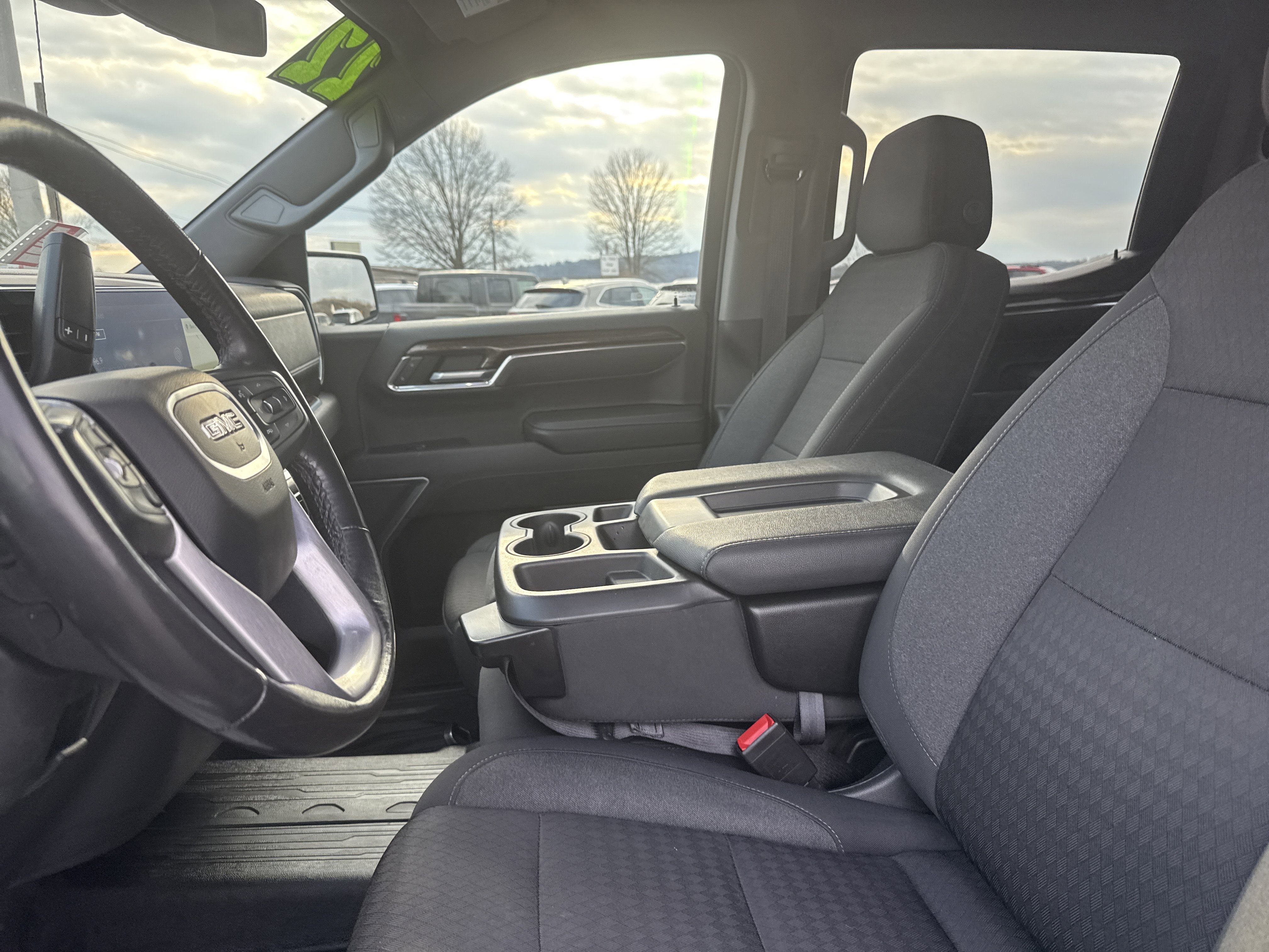 2022 GMC Sierra 1500 SLE