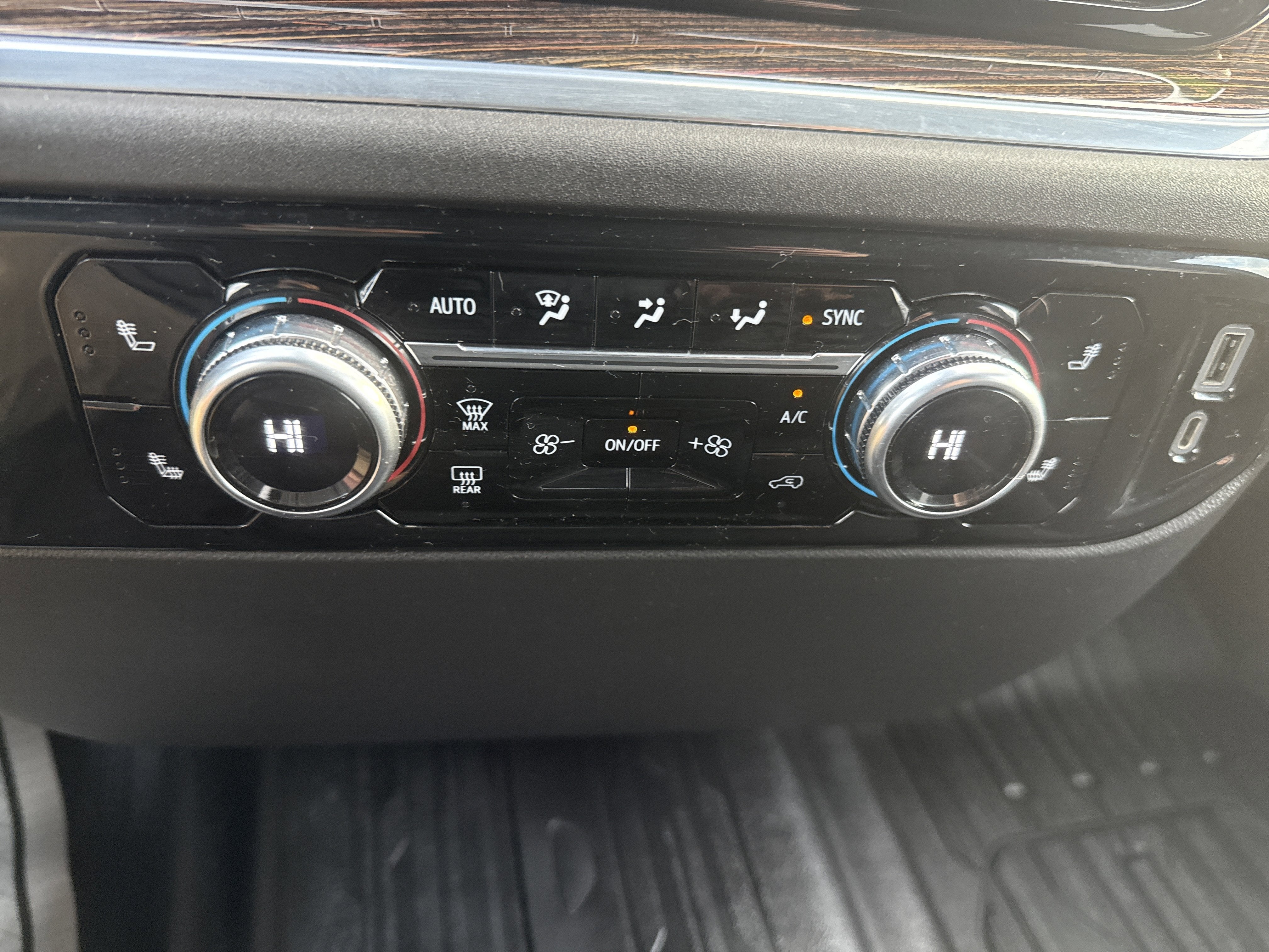 2022 GMC Sierra 1500 SLE