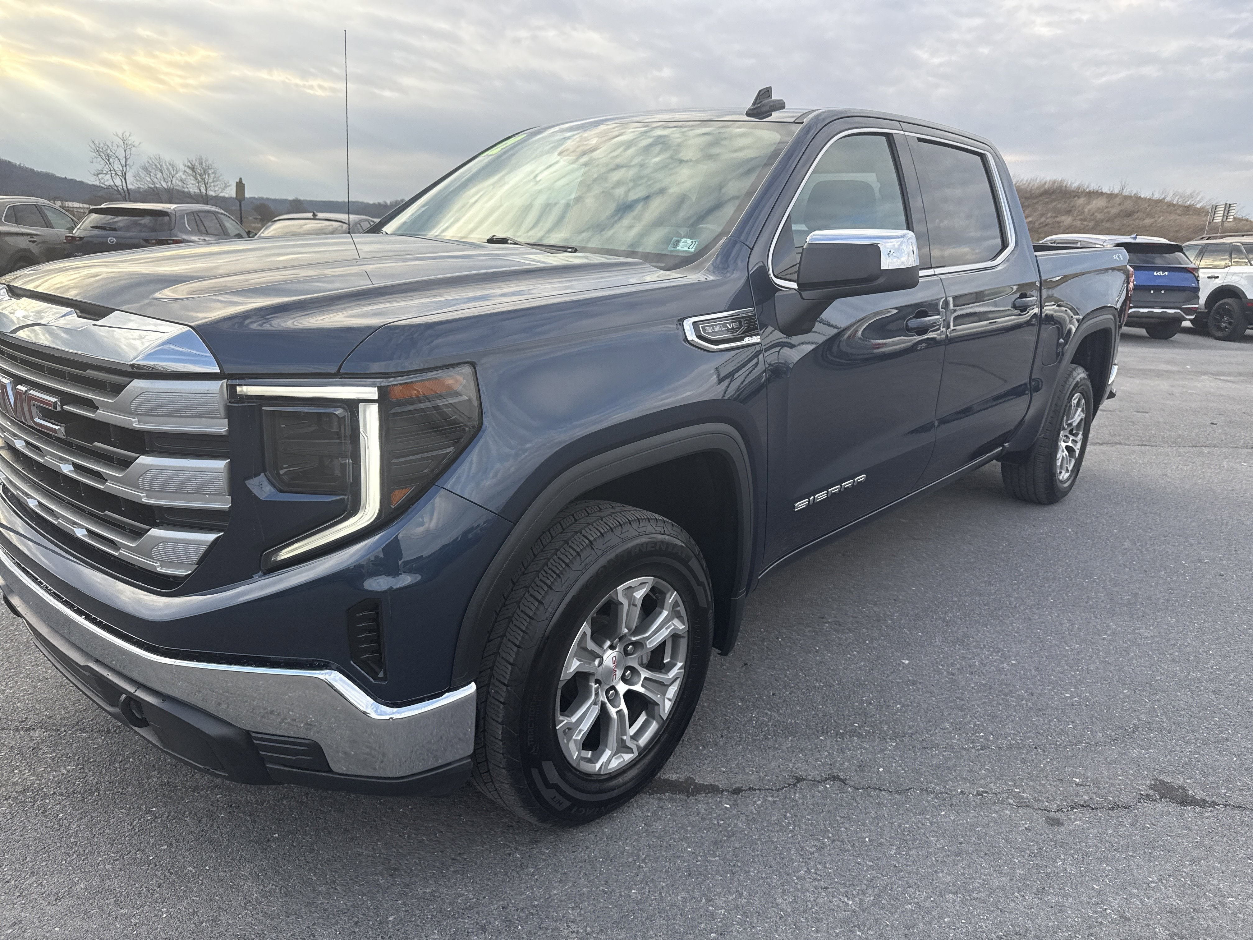 2022 GMC Sierra 1500 SLE