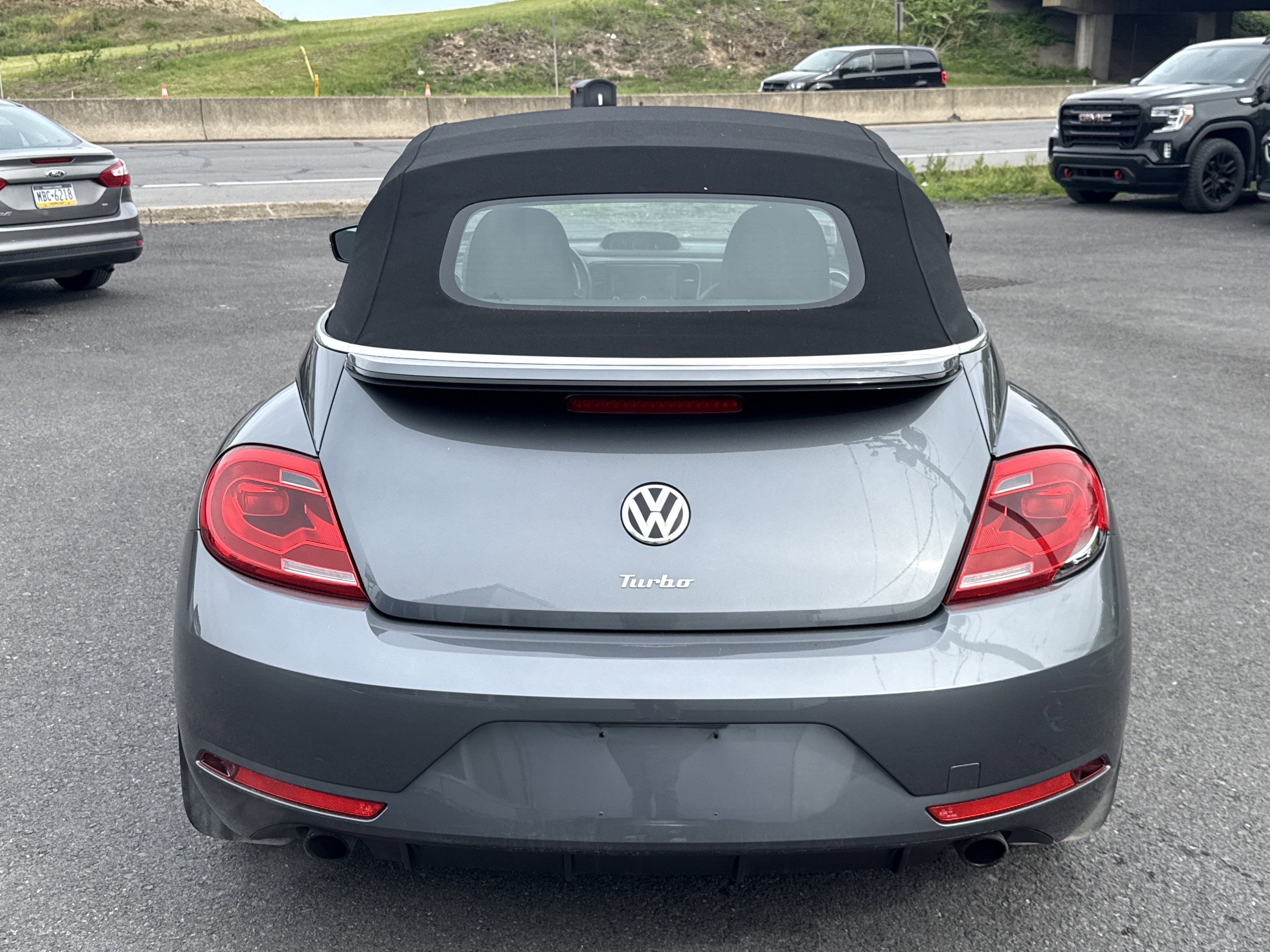 2014 Volkswagen Beetle Convertible 2.0T R-Line
