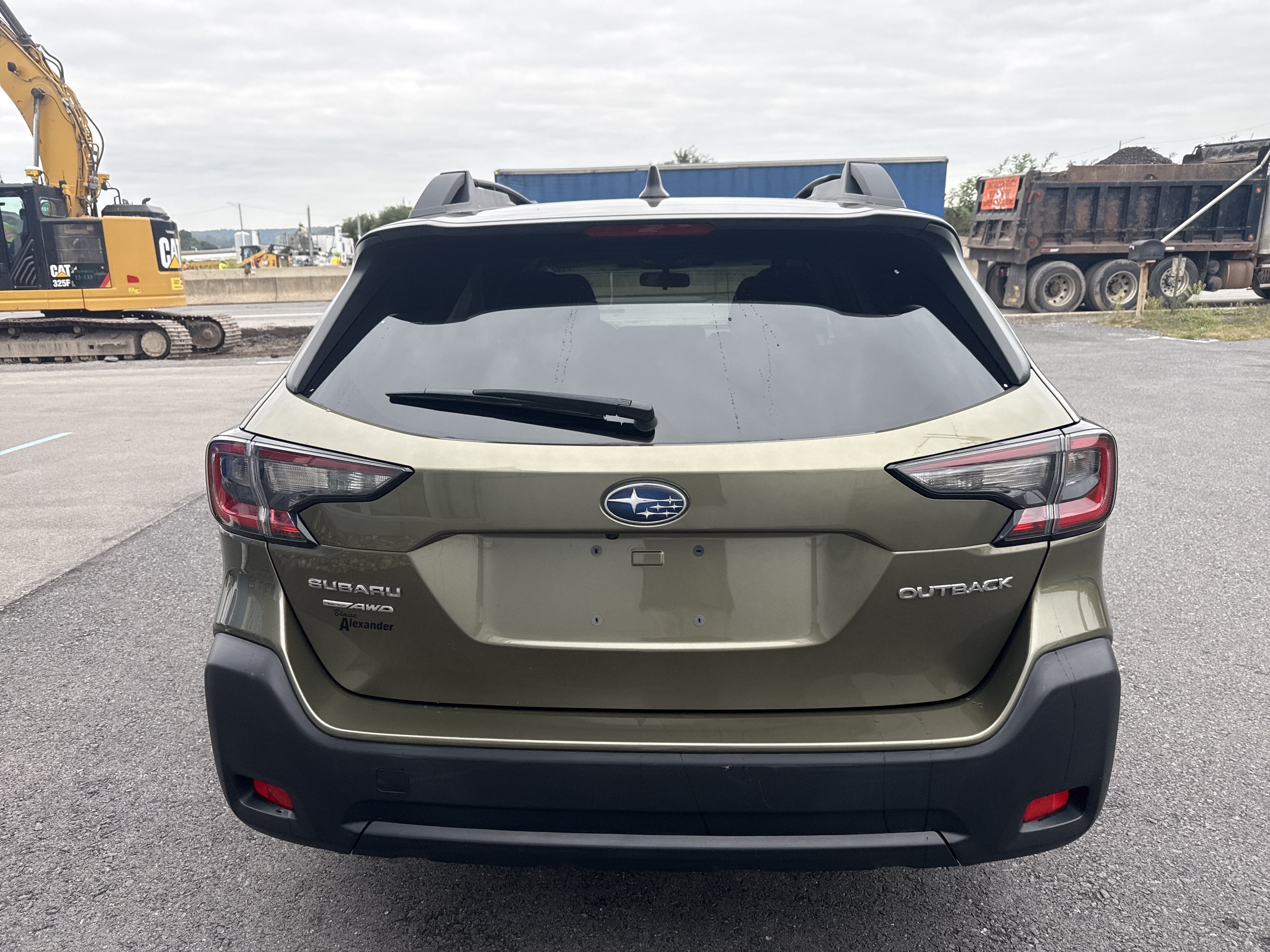 2025 Subaru Outback Premium