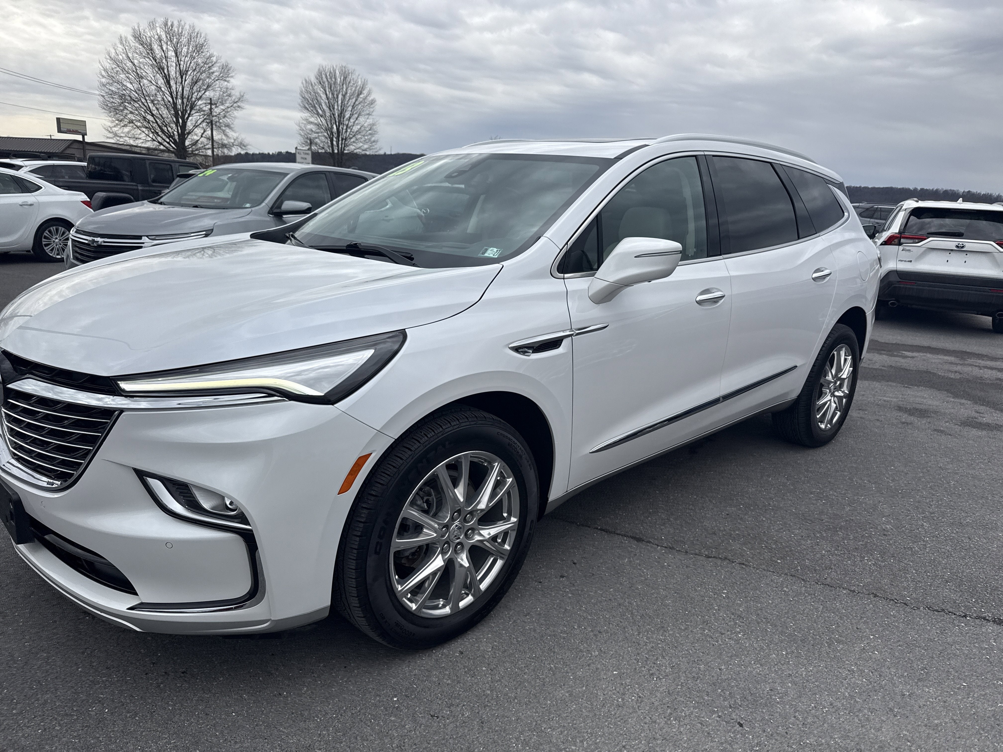 2023 Buick Enclave Premium