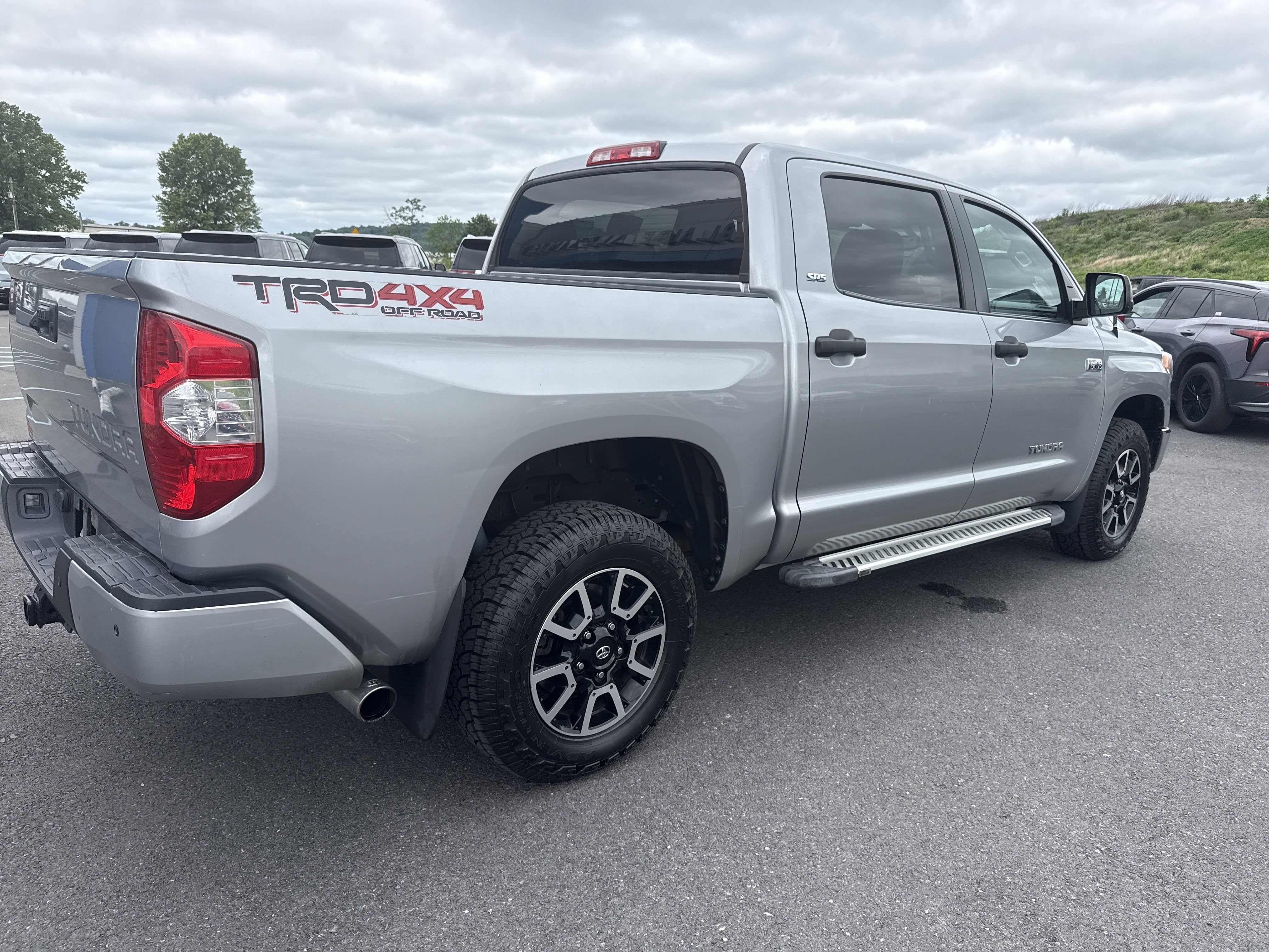 2016 Toyota Tundra 4WD Truck SR5