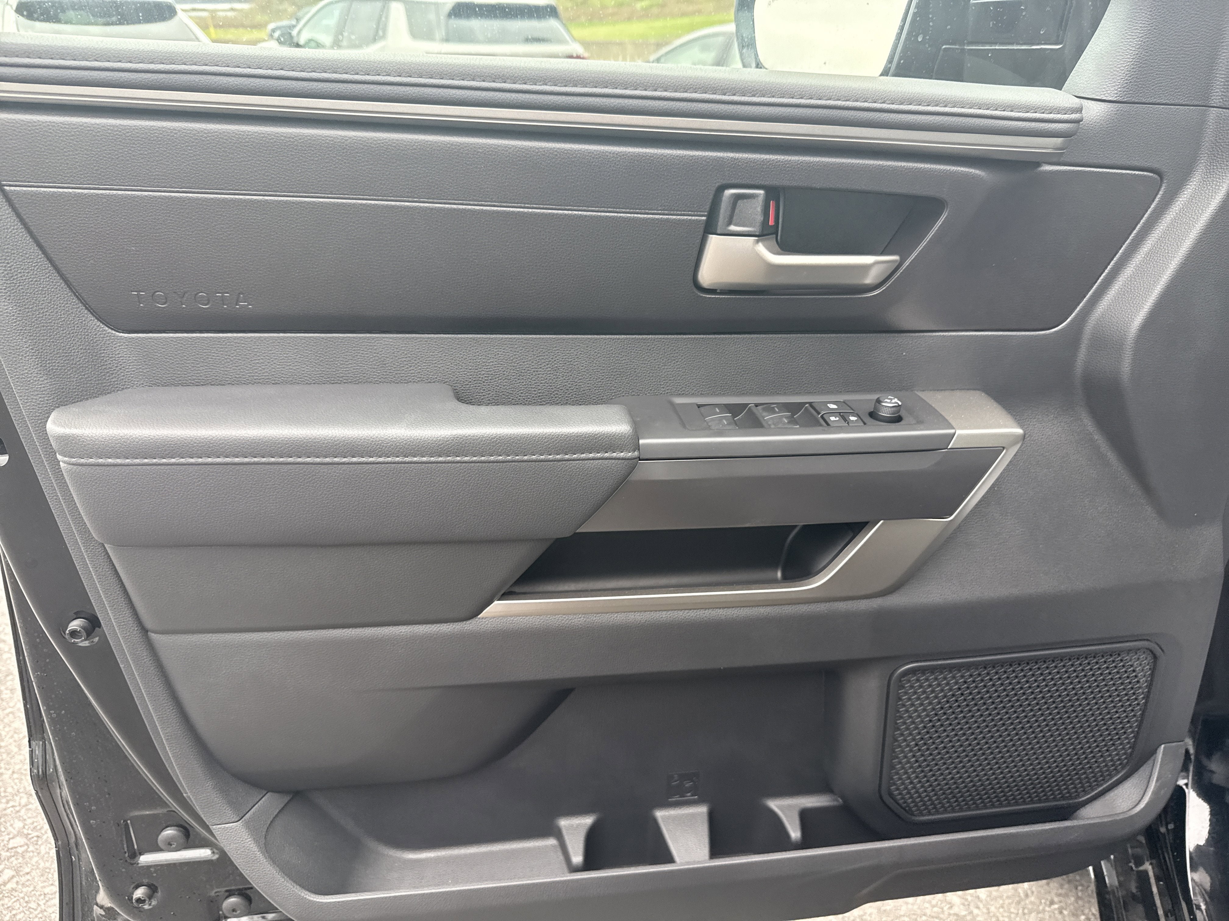 2025 Toyota Tundra 4WD SR