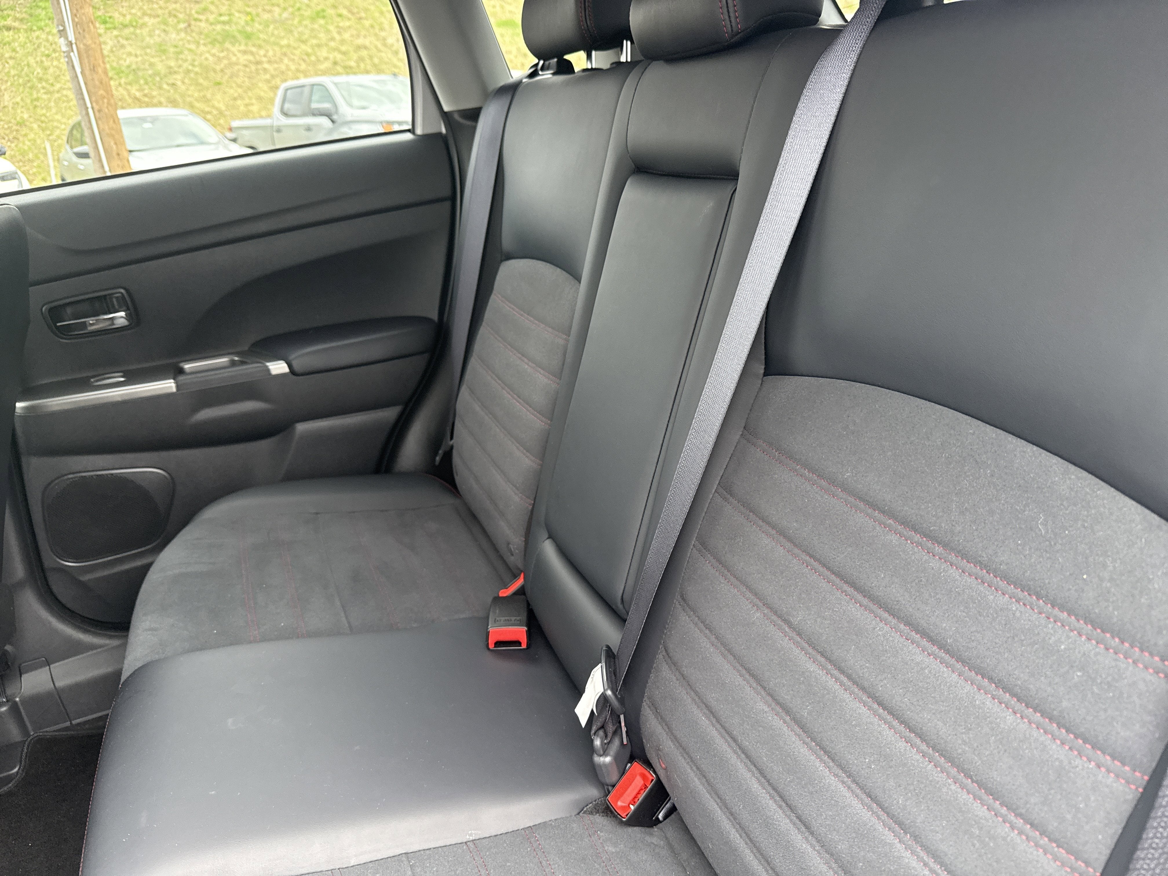 2025 Mitsubishi Outlander Sport S