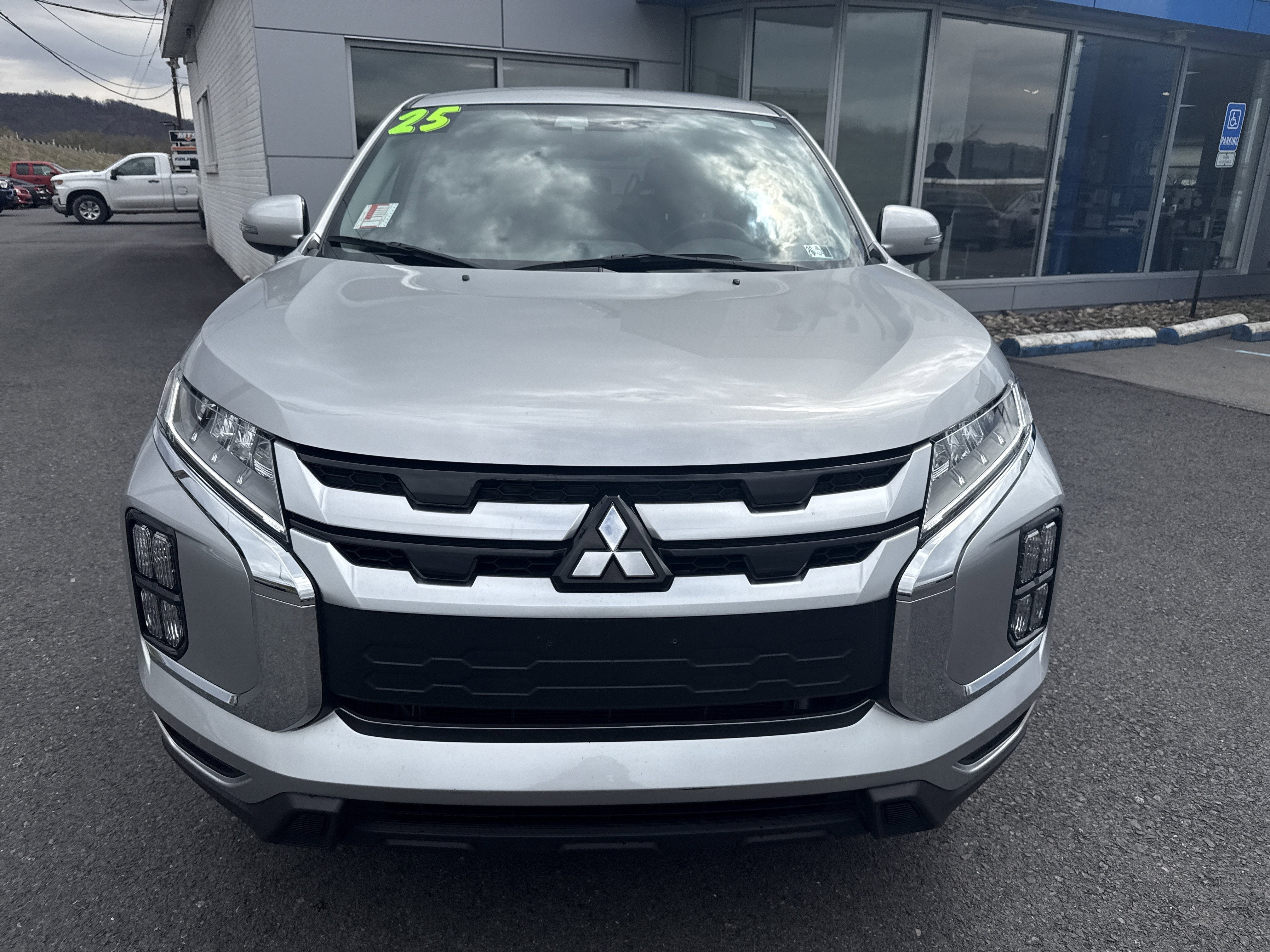 2025 Mitsubishi Outlander Sport S