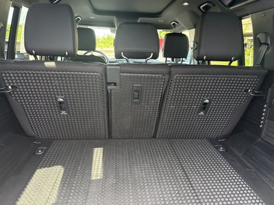 2025 Land Rover Defender S