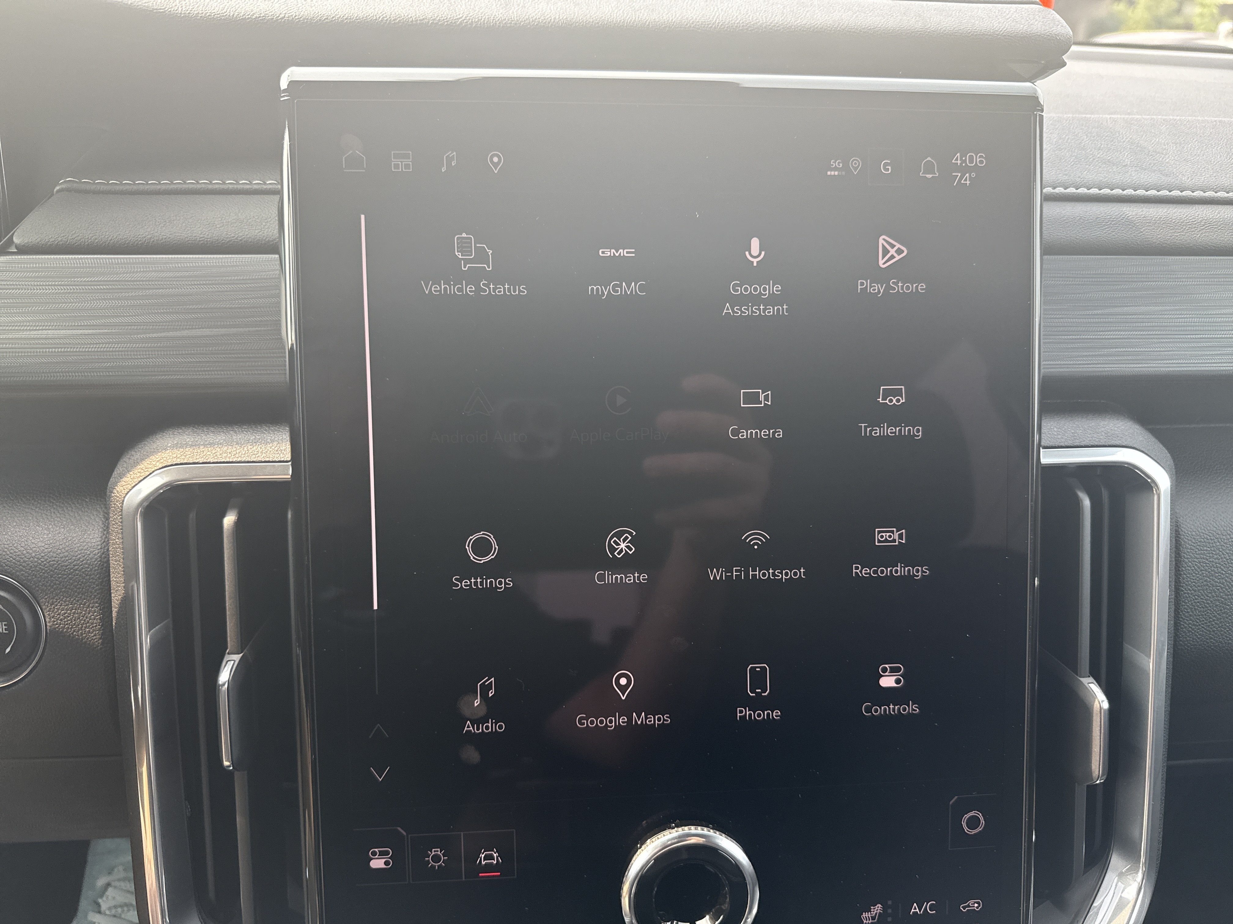 2027 GMC Acadia Elevation
