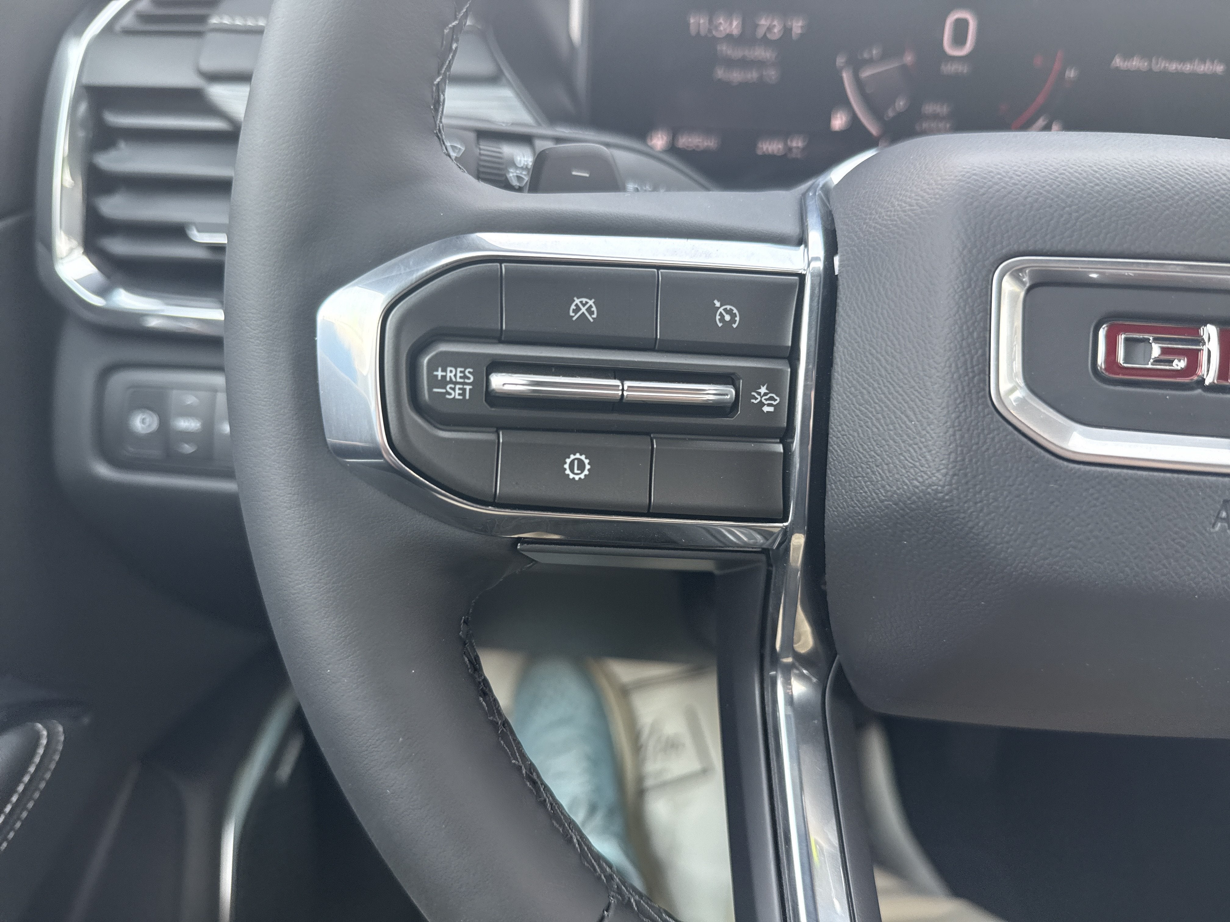 2027 GMC Acadia Elevation