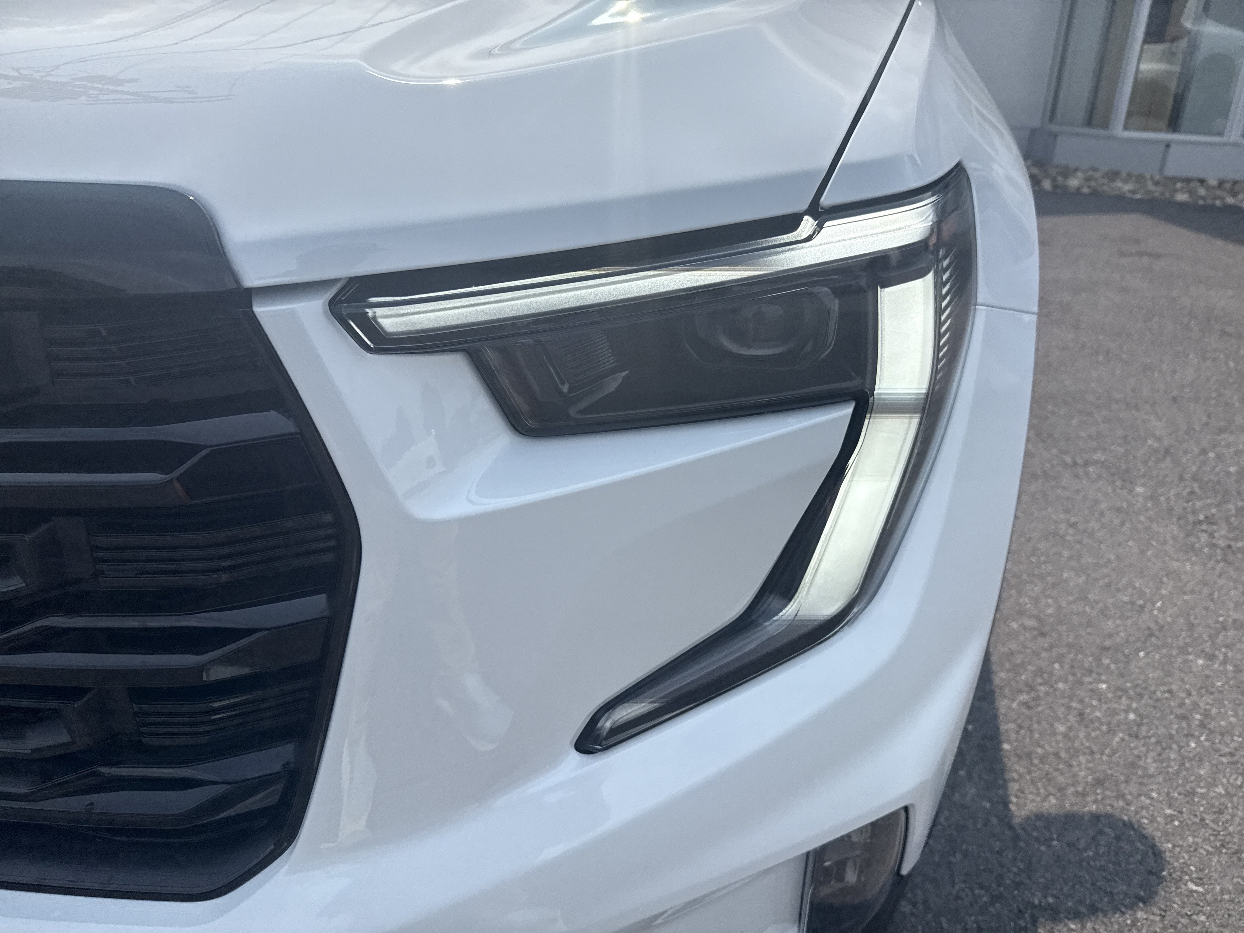 2027 GMC Acadia Elevation