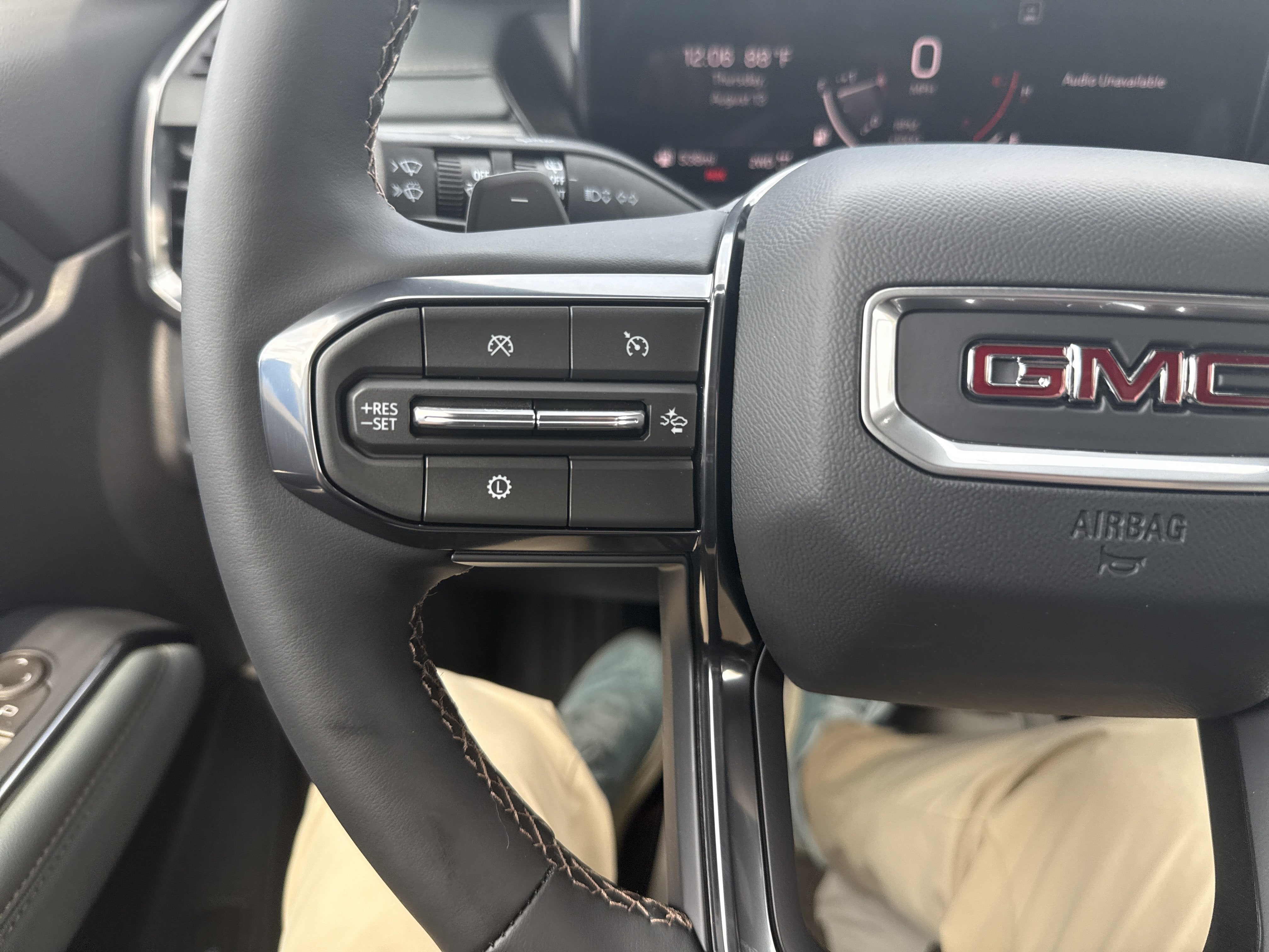 2027 GMC Acadia AT4 - Photo 18