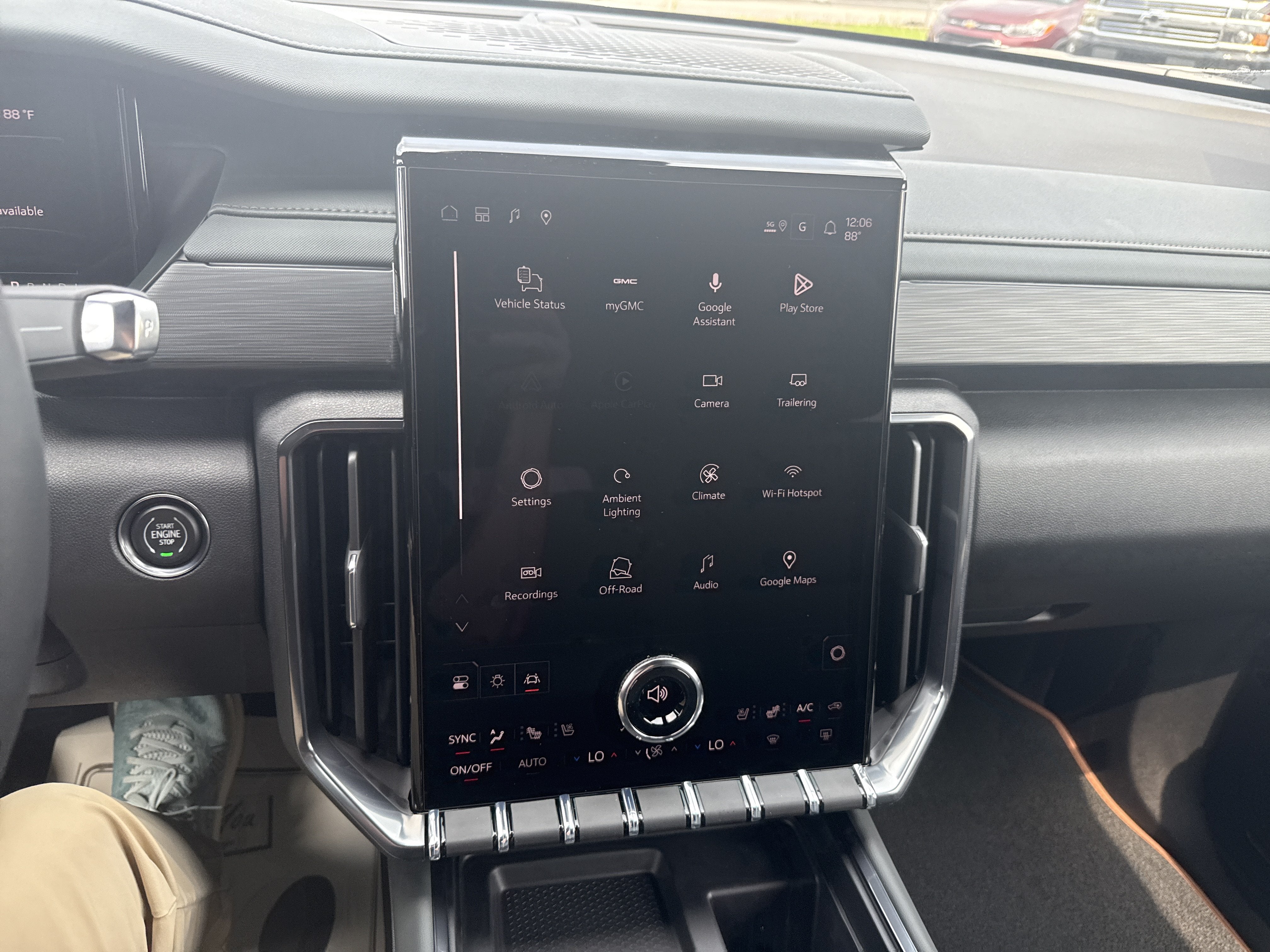 2027 GMC Acadia AT4 - Photo 24
