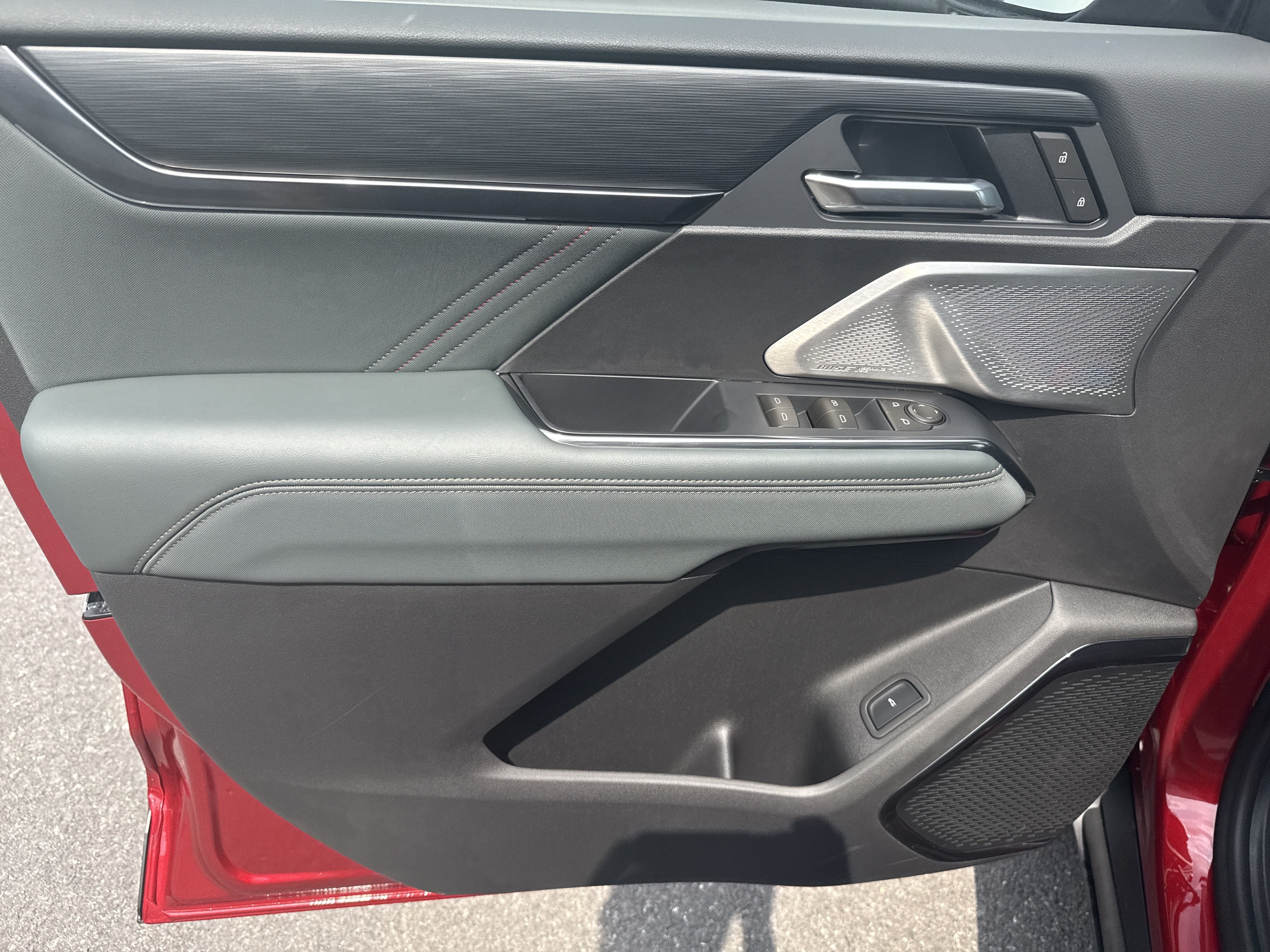 2027 GMC Acadia AT4