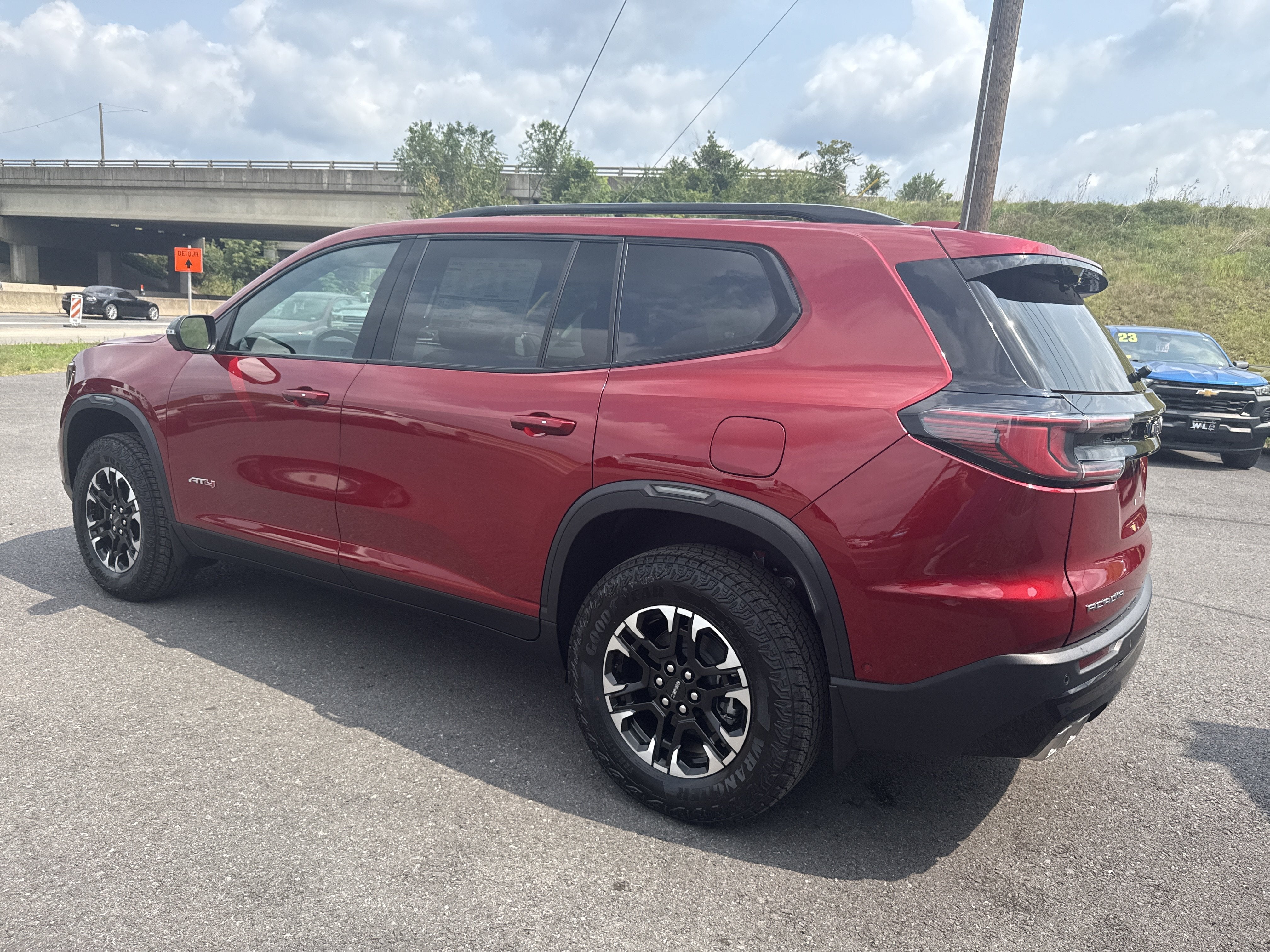 2027 GMC Acadia AT4