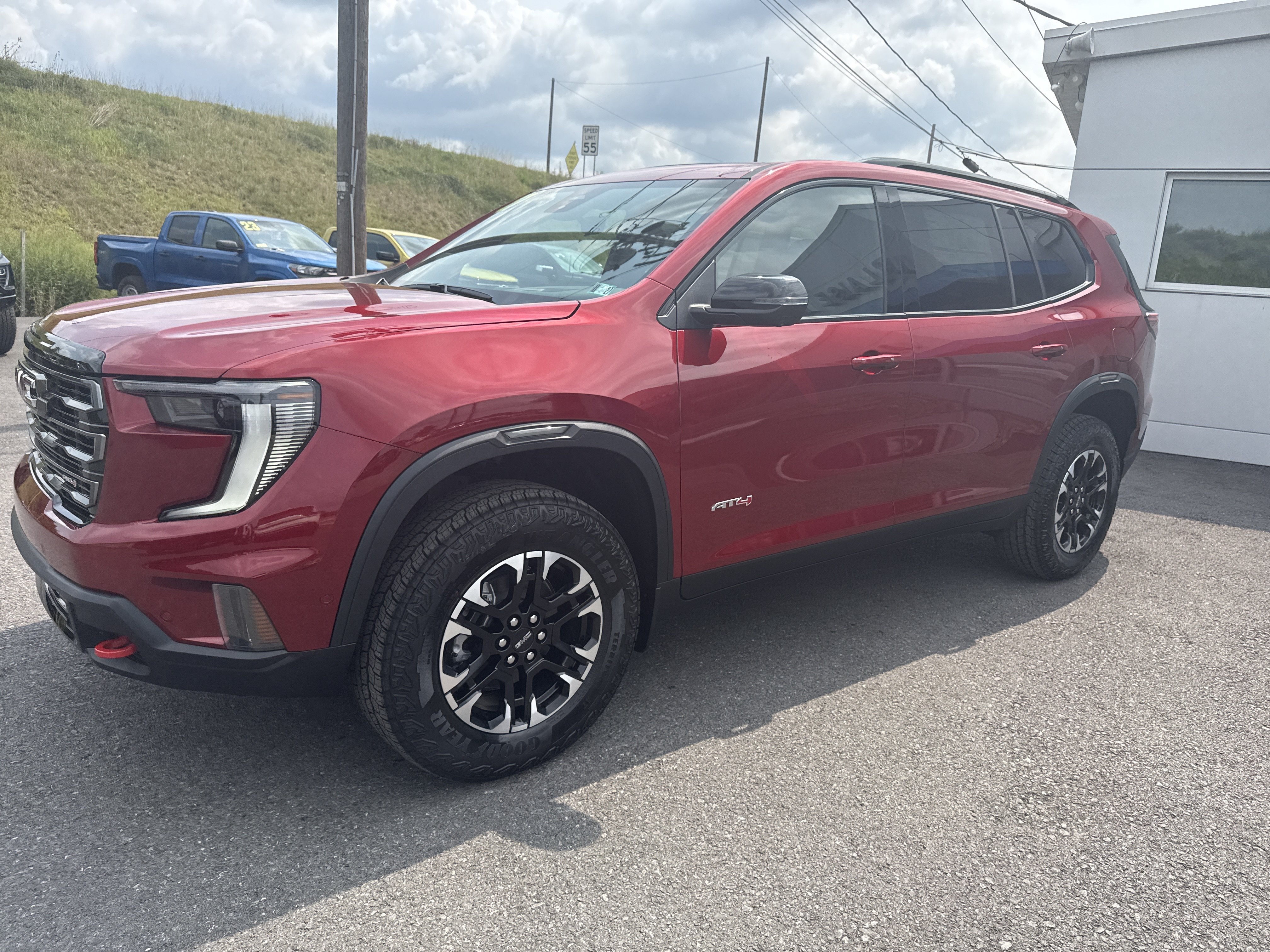 2027 GMC Acadia AT4